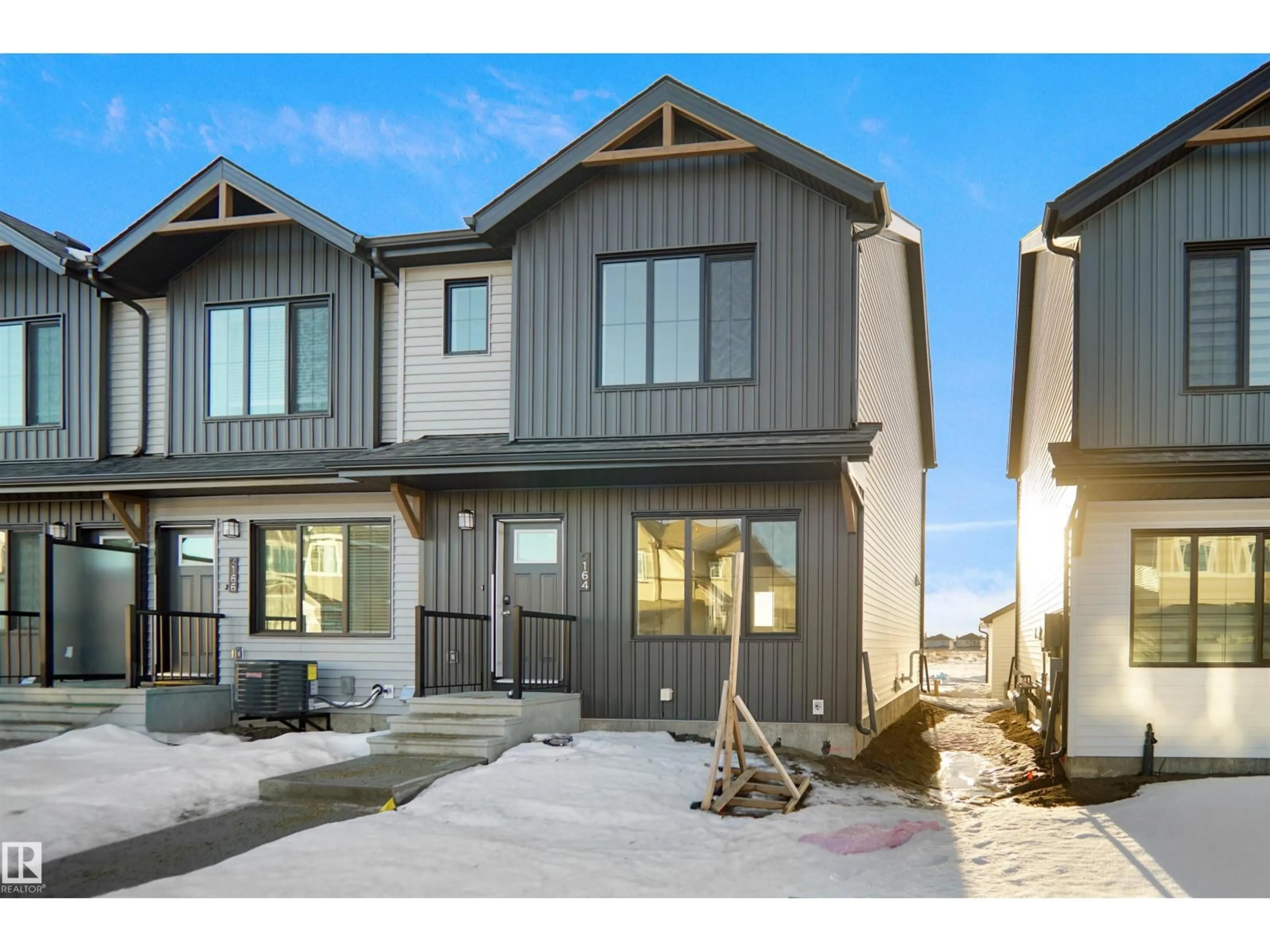 Home with vinyl exterior material, street for 174 FICUS, Fort Saskatchewan Alberta T8L0Z6