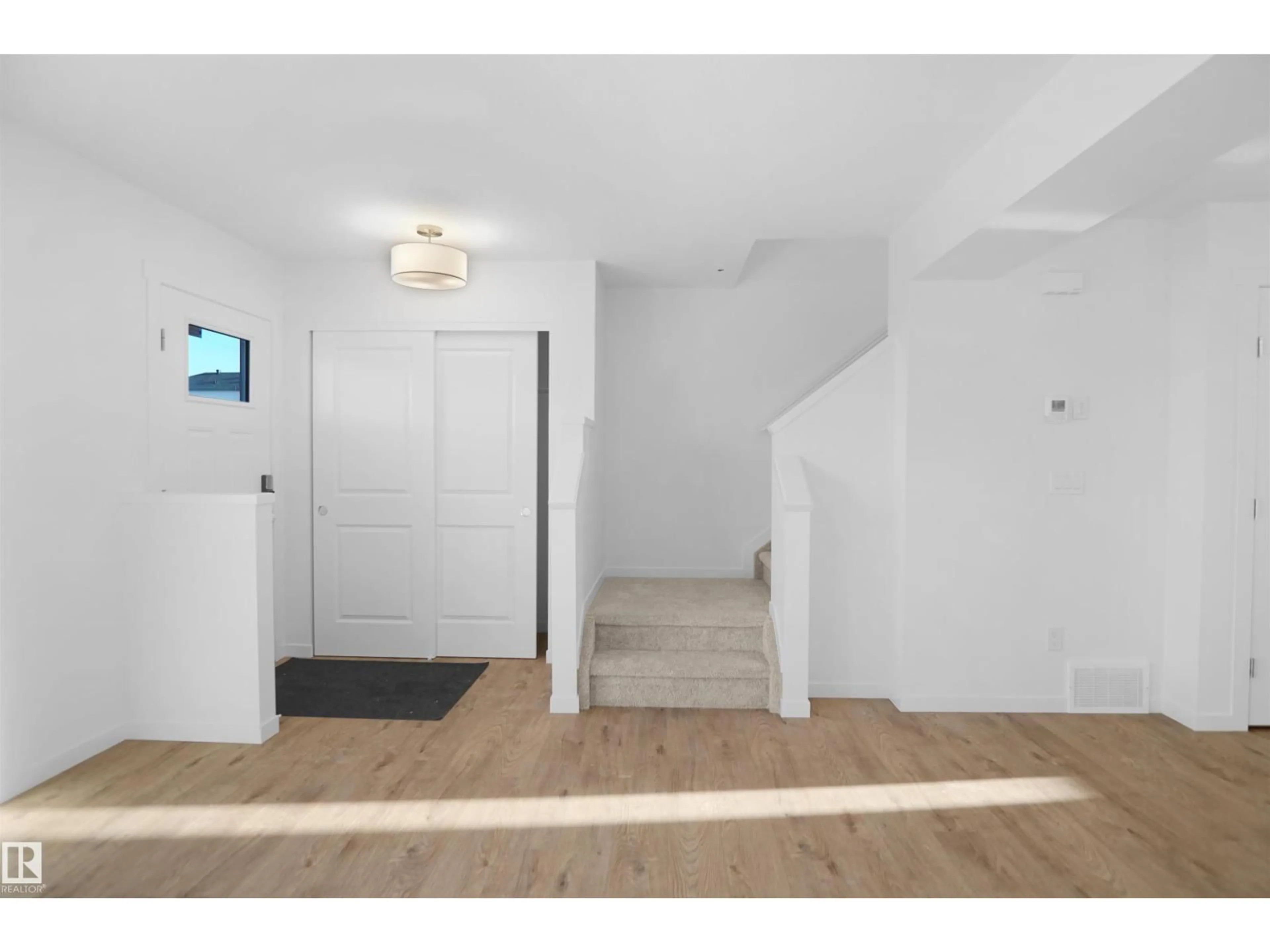 Indoor entryway for 174 FICUS, Fort Saskatchewan Alberta T8L0Z6