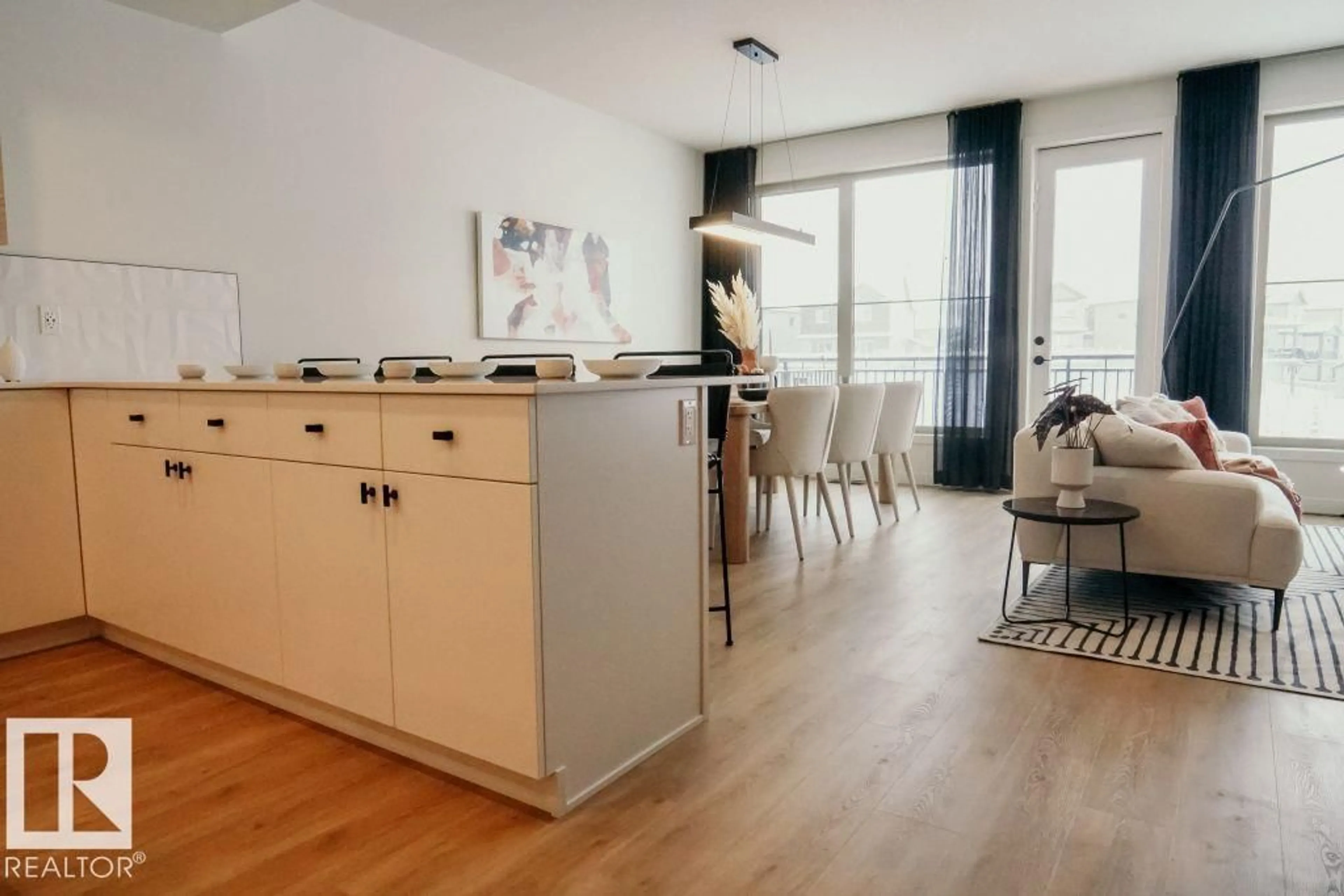 Unknown for 7365 KLAPSTEIN CR, Edmonton Alberta T6W5R8