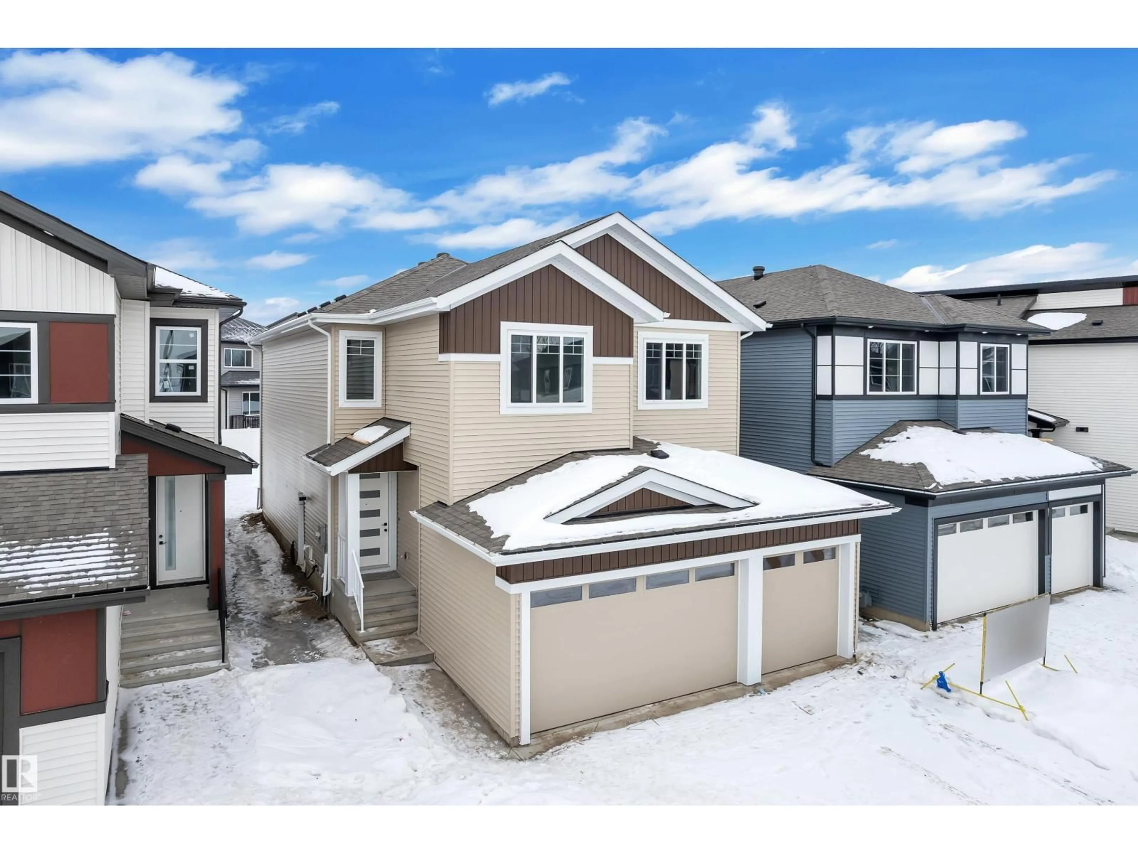 A pic from outside/outdoor area/front of a property/back of a property/a pic from drone, street for 737 ASTORIA WY, Devon Alberta T9G0M7