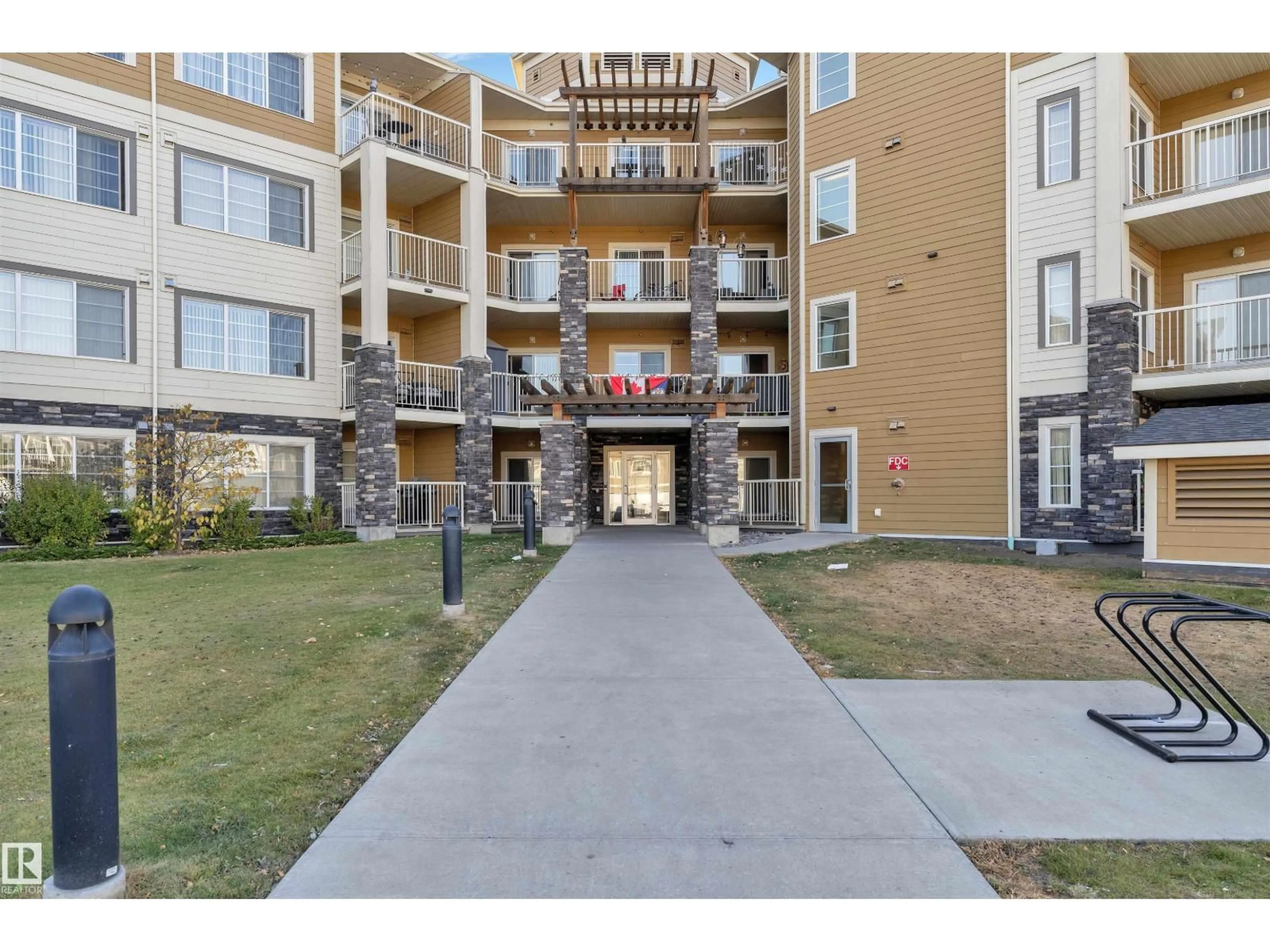 Unknown for 319 - 3670 139 AV NW, Edmonton Alberta T5Y3N5