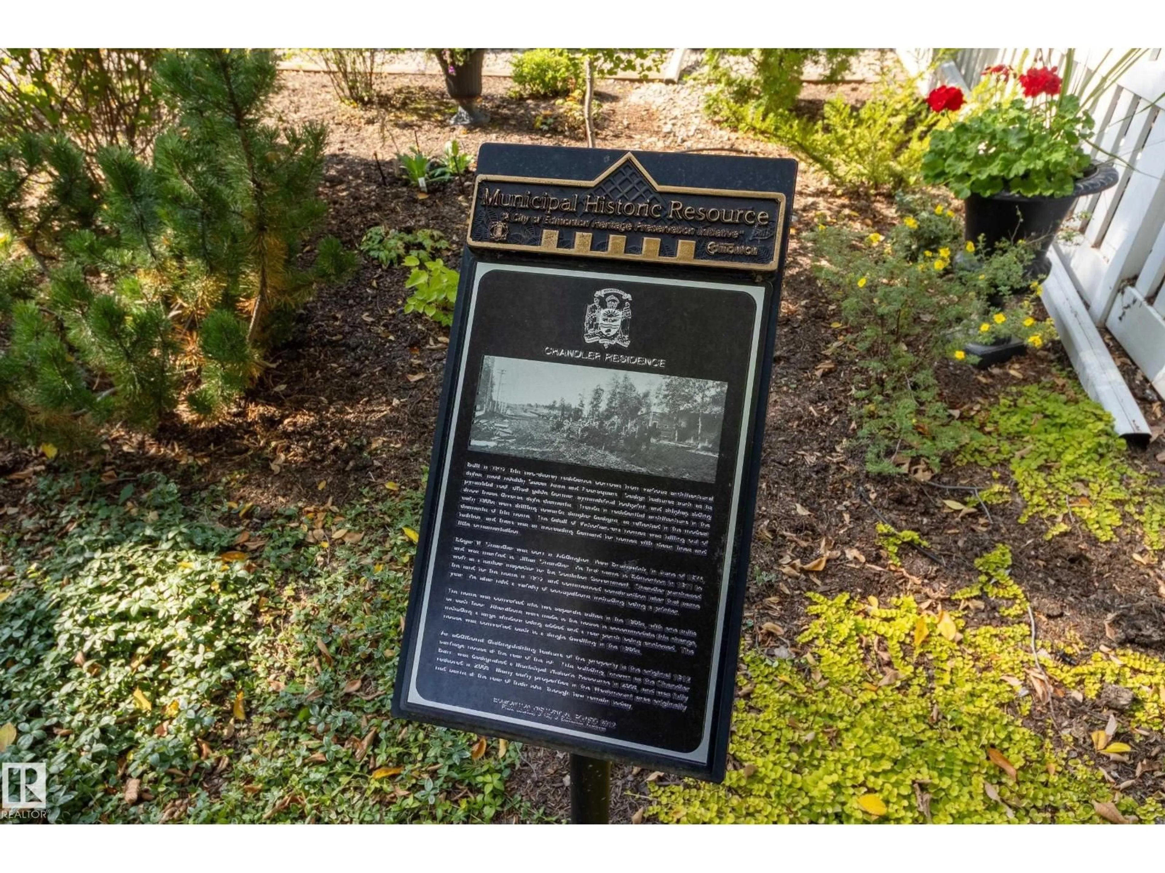 Picture of a map for 10828 125 ST, Edmonton Alberta T5M0L4