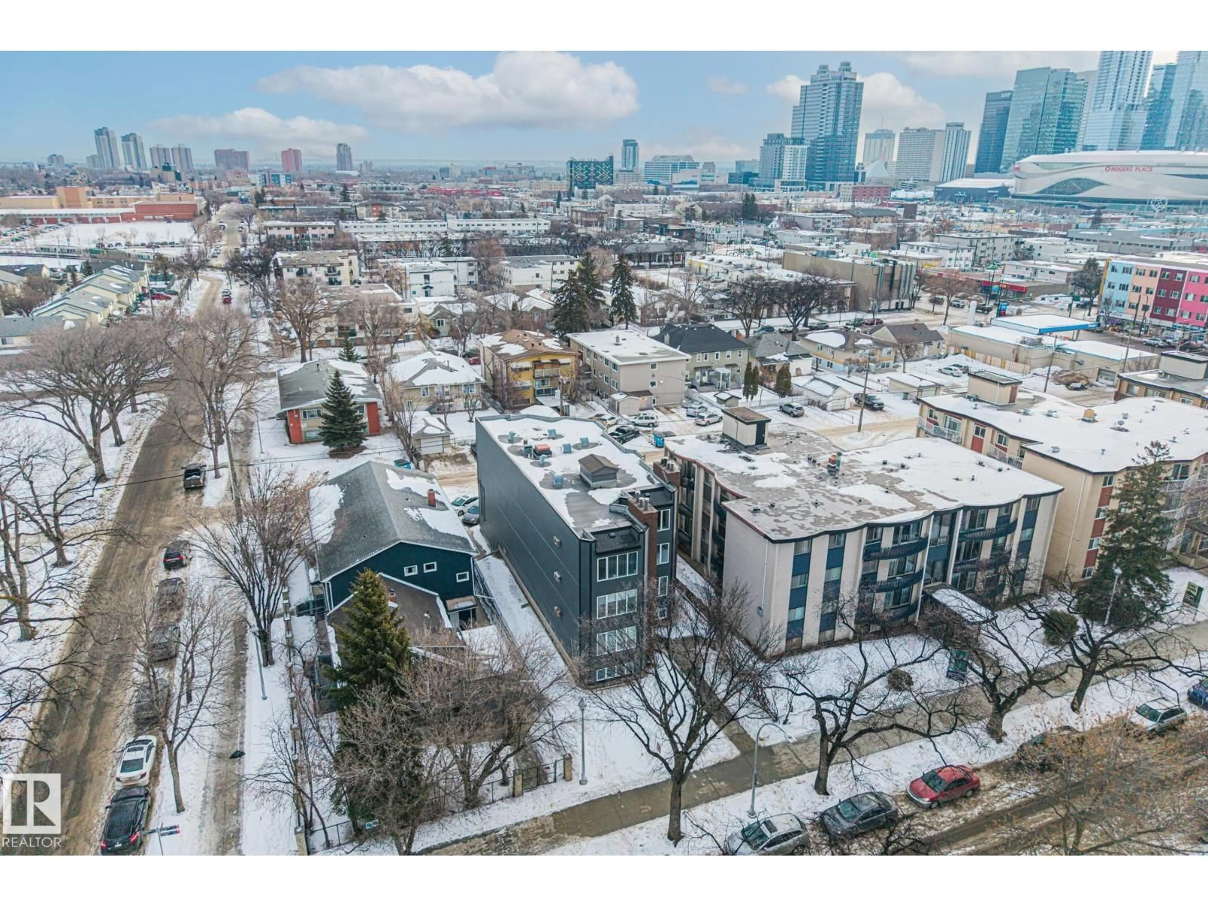 A pic from outside/outdoor area/front of a property/back of a property/a pic from drone, city buildings view from balcony for #201 - 10743 107 ST, Edmonton Alberta T5H2Y9
