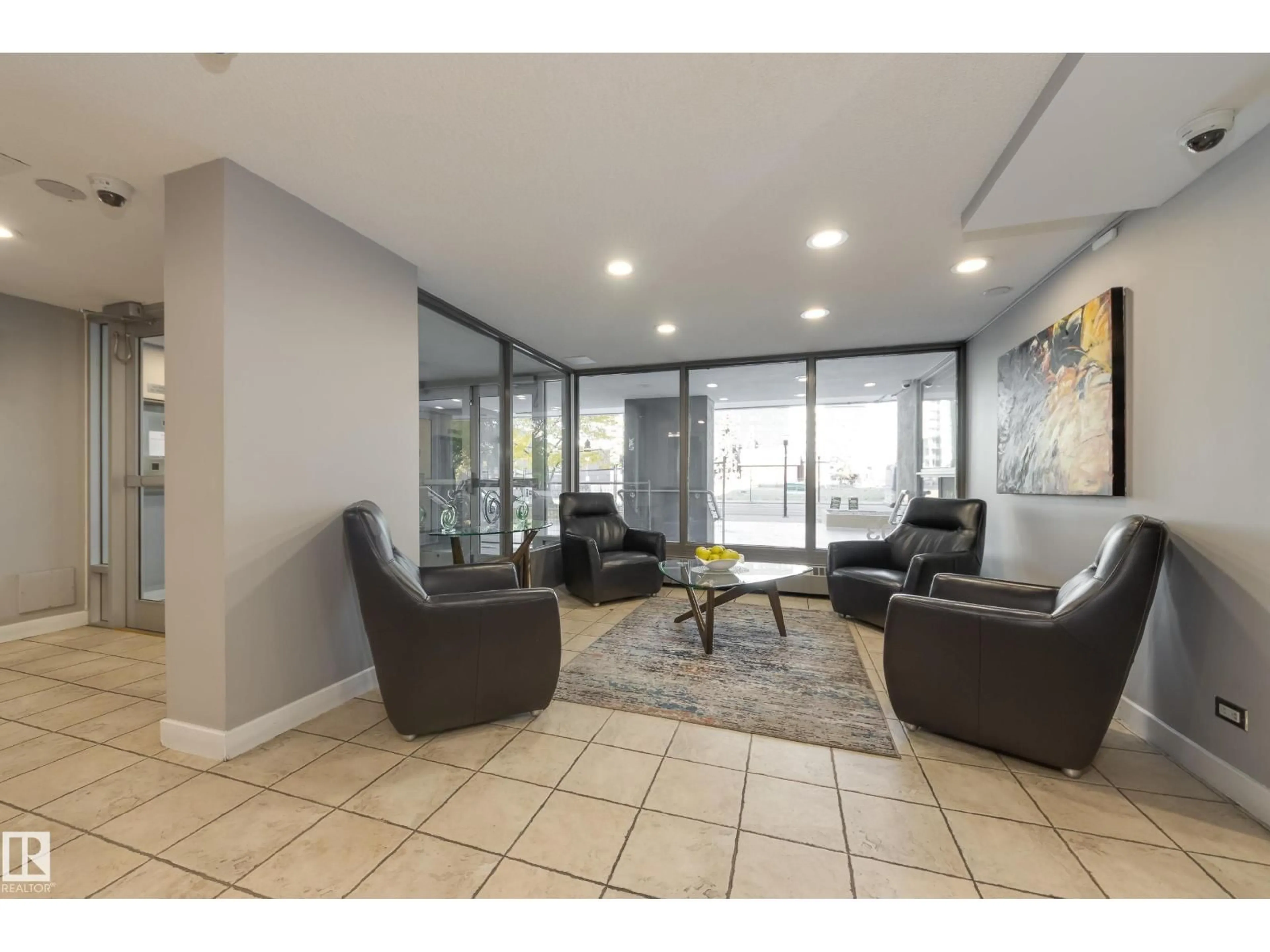 Lobby for 1503 JASPER AV NW, Edmonton Alberta T5N3K7