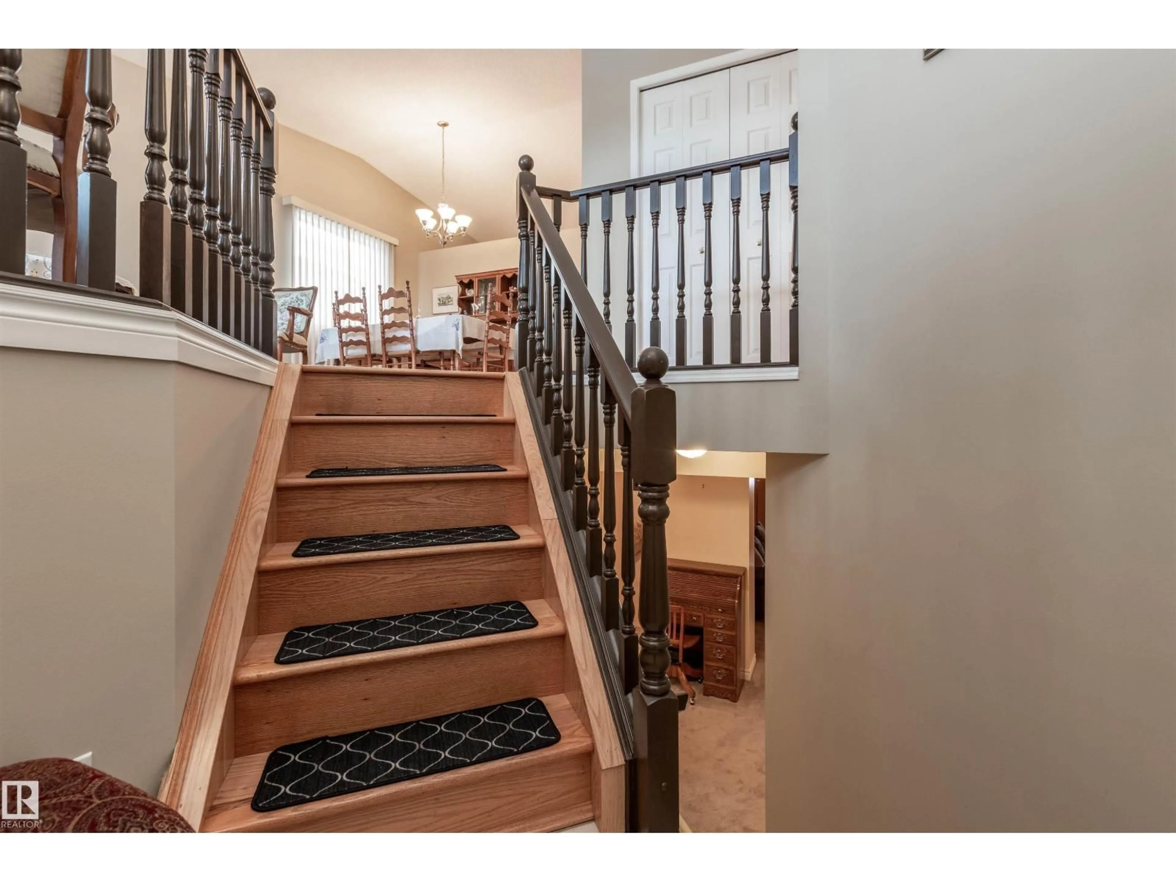 Unknown for 242 RAINBOW CR, Sherwood Park Alberta T8A5W2