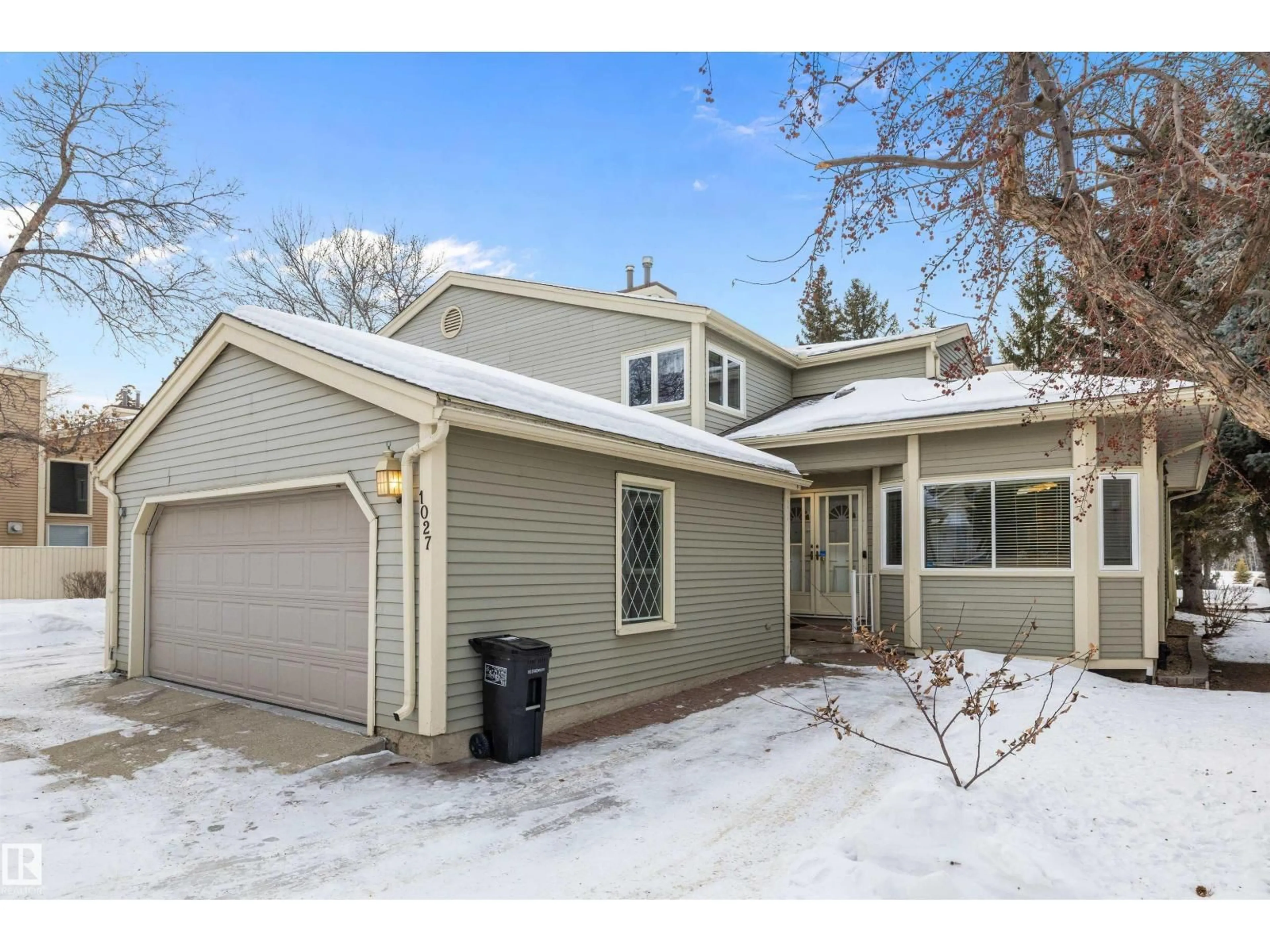 Unknown for NW - 1027 109 ST, Edmonton Alberta T6J5G2