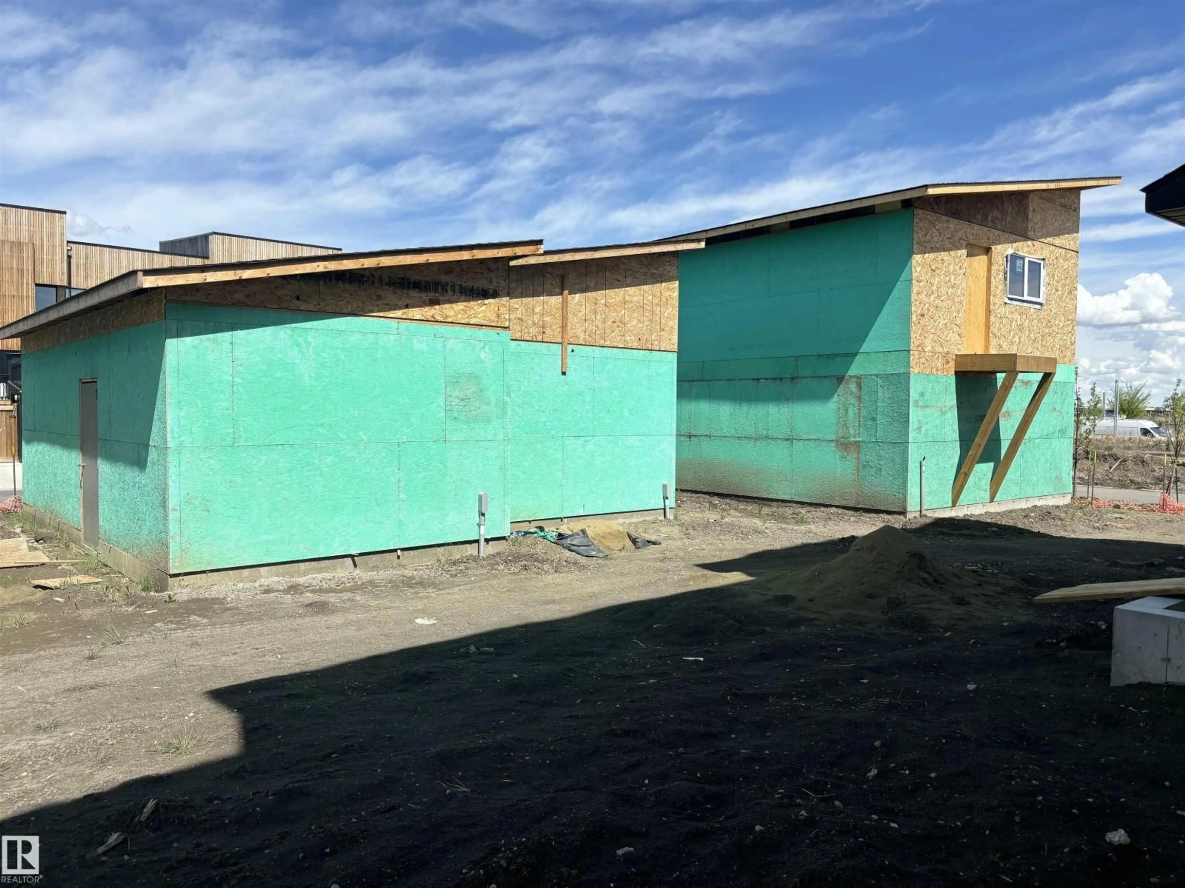 A pic of a room for 2742 BLATCHFORD RD, Edmonton Alberta T5G0W6