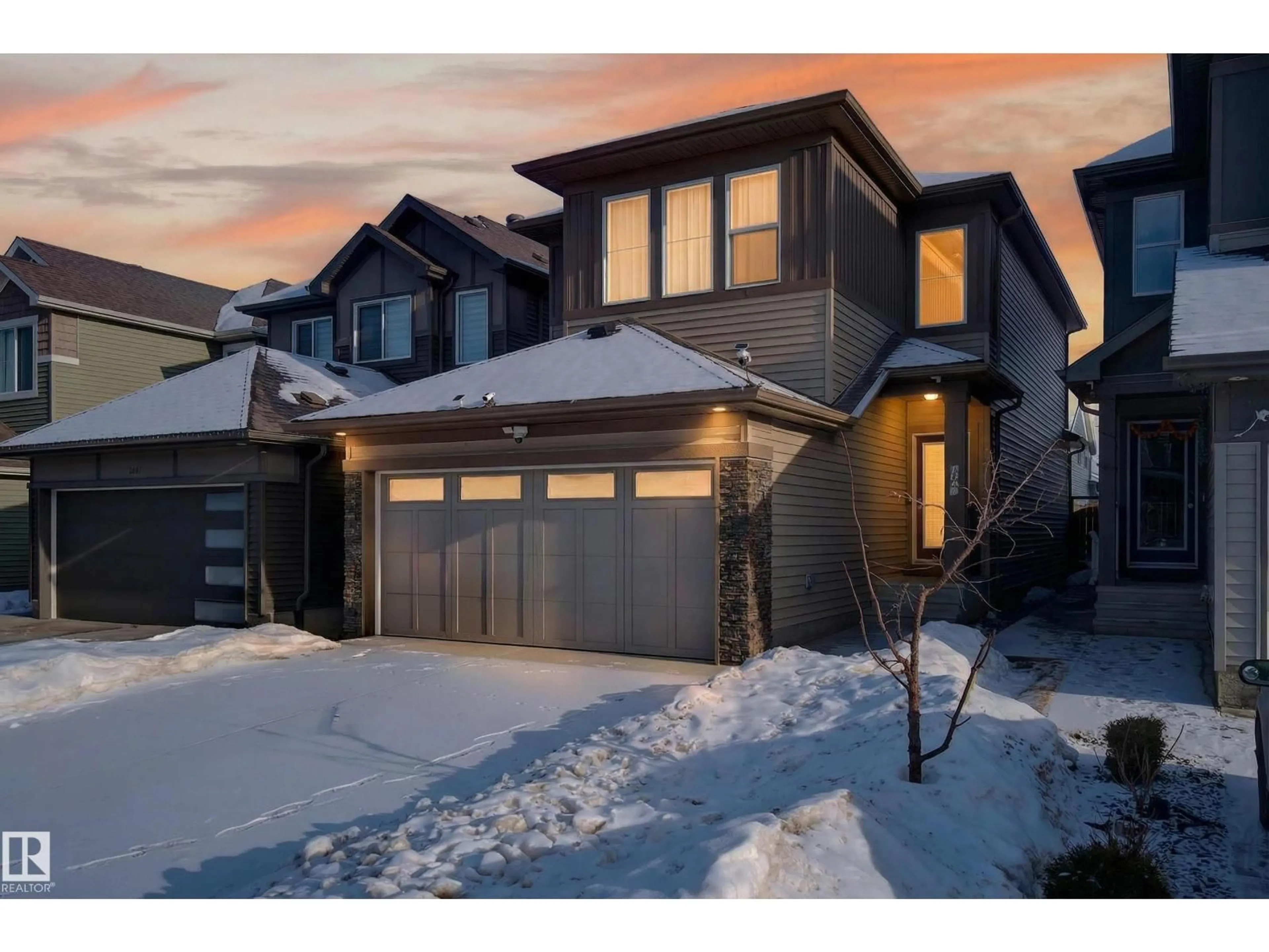 Unknown for NW - 9843 226 ST, Edmonton Alberta T5T7T8