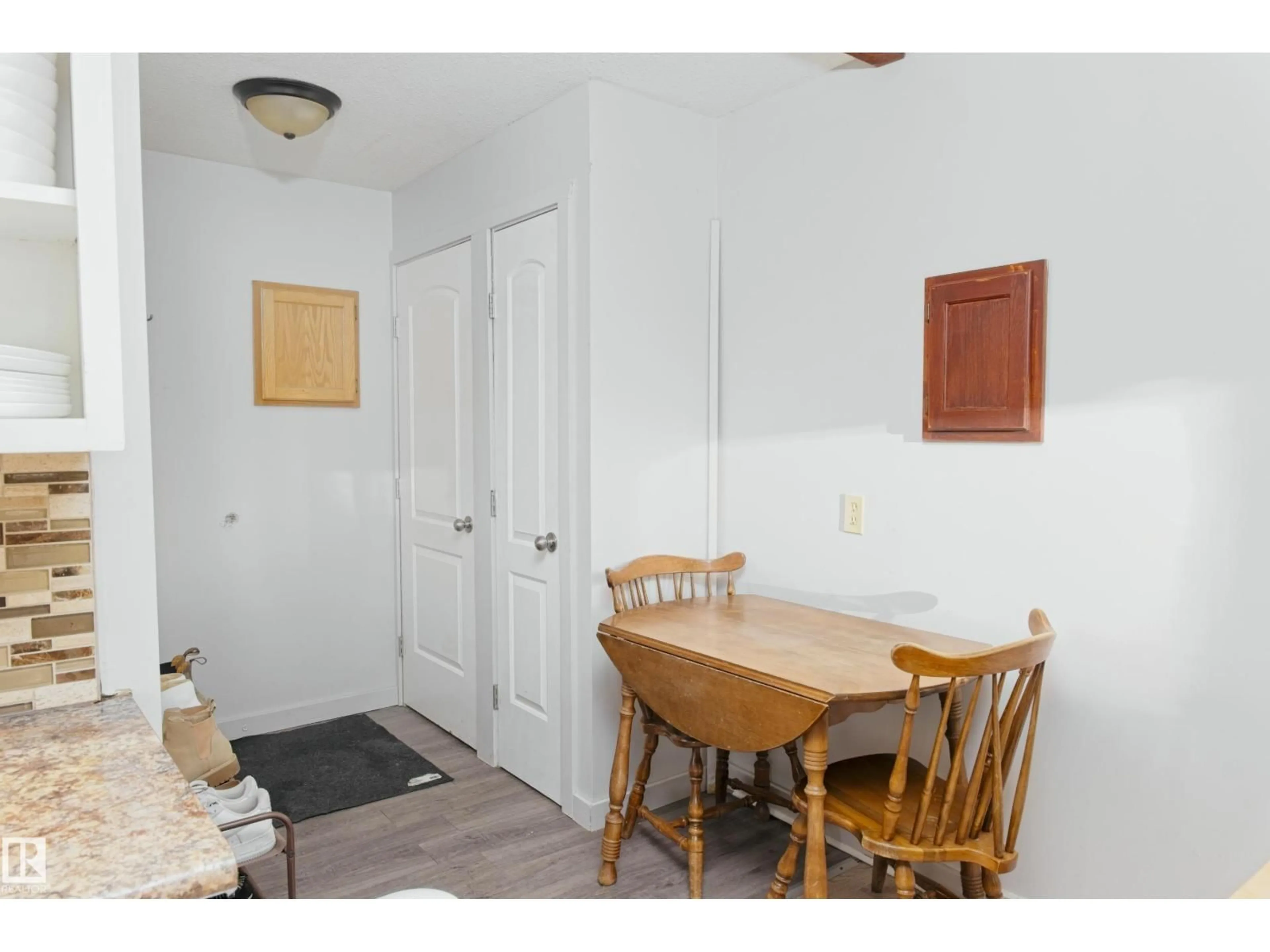 Unknown for 5016 53 ST, Barrhead Alberta T7N1E8