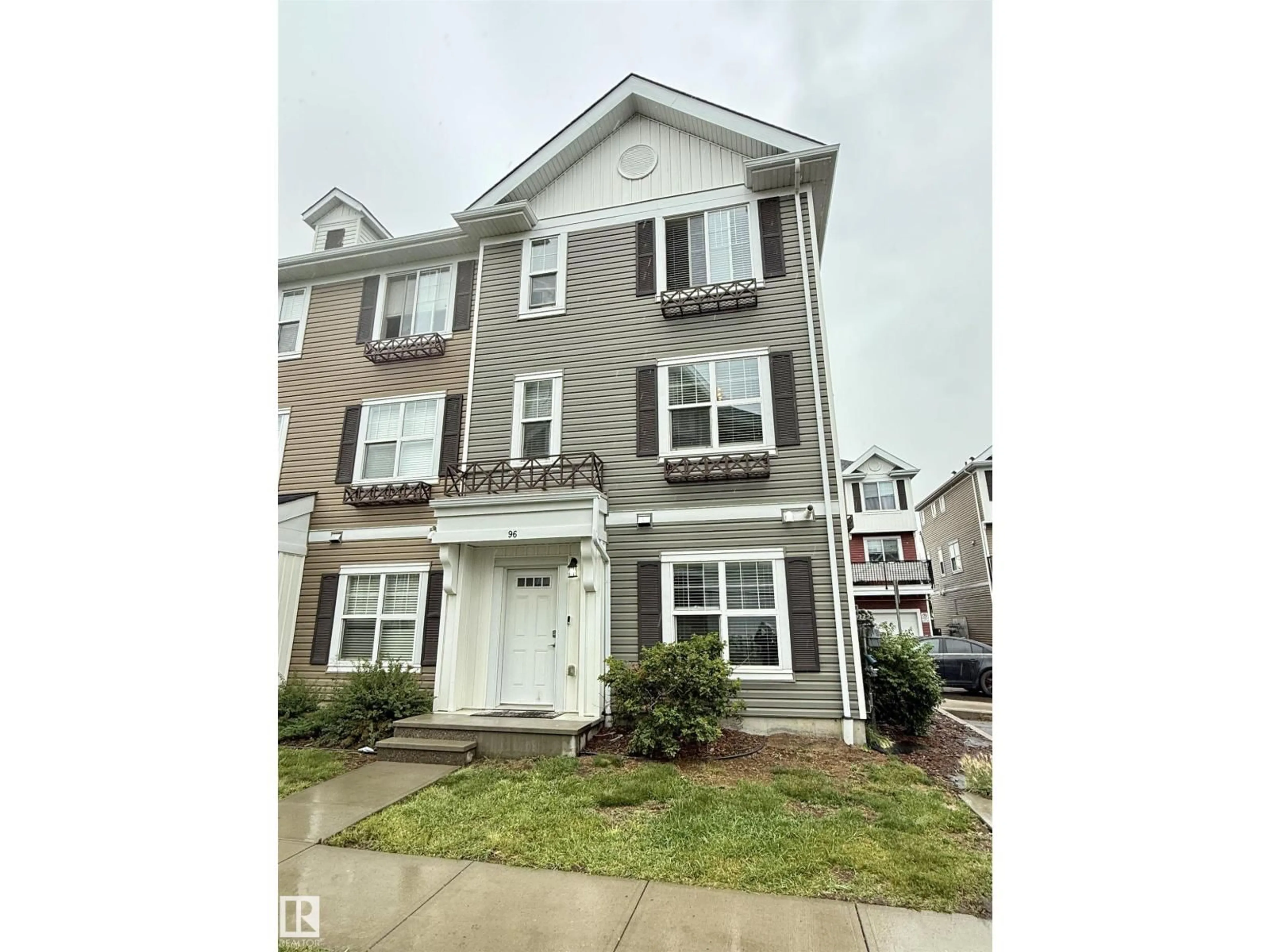 Home with vinyl exterior material, street for 903 CRYSTALLINA NERA WY, Edmonton Alberta T5X0L6