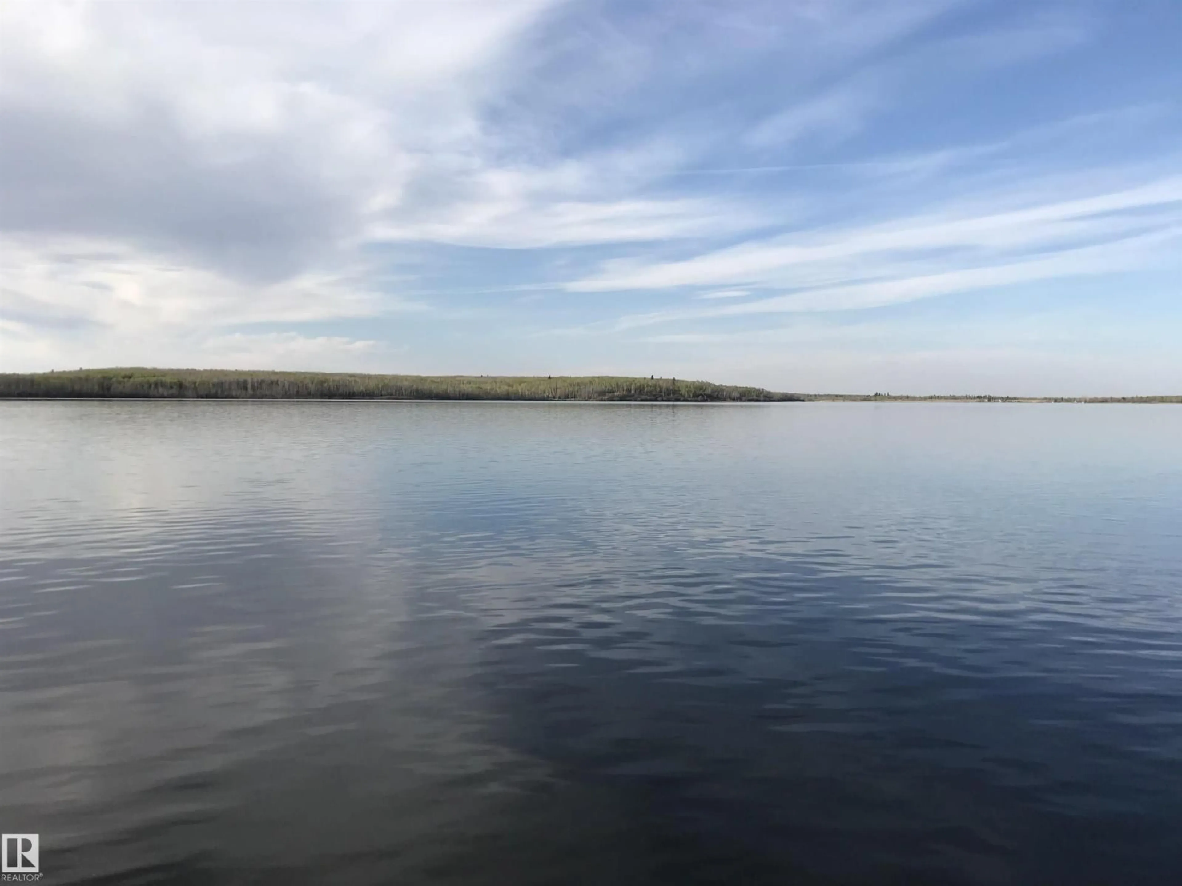 Blurry image for 20 3215 TWP ROAD ROAD, Rural Lac Ste. Anne County Alberta T0E1A0