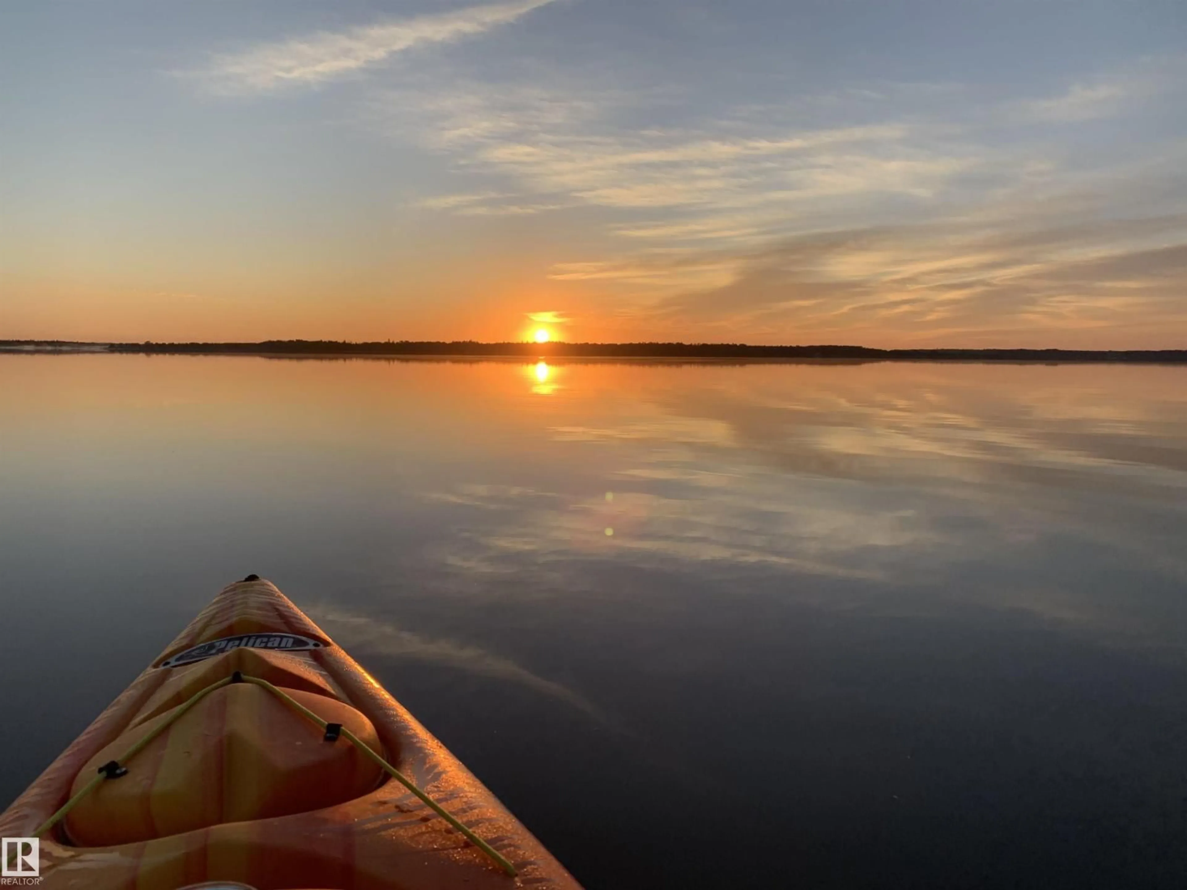 Blurry image for 20 3215 TWP ROAD ROAD, Rural Lac Ste. Anne County Alberta T0E1A0