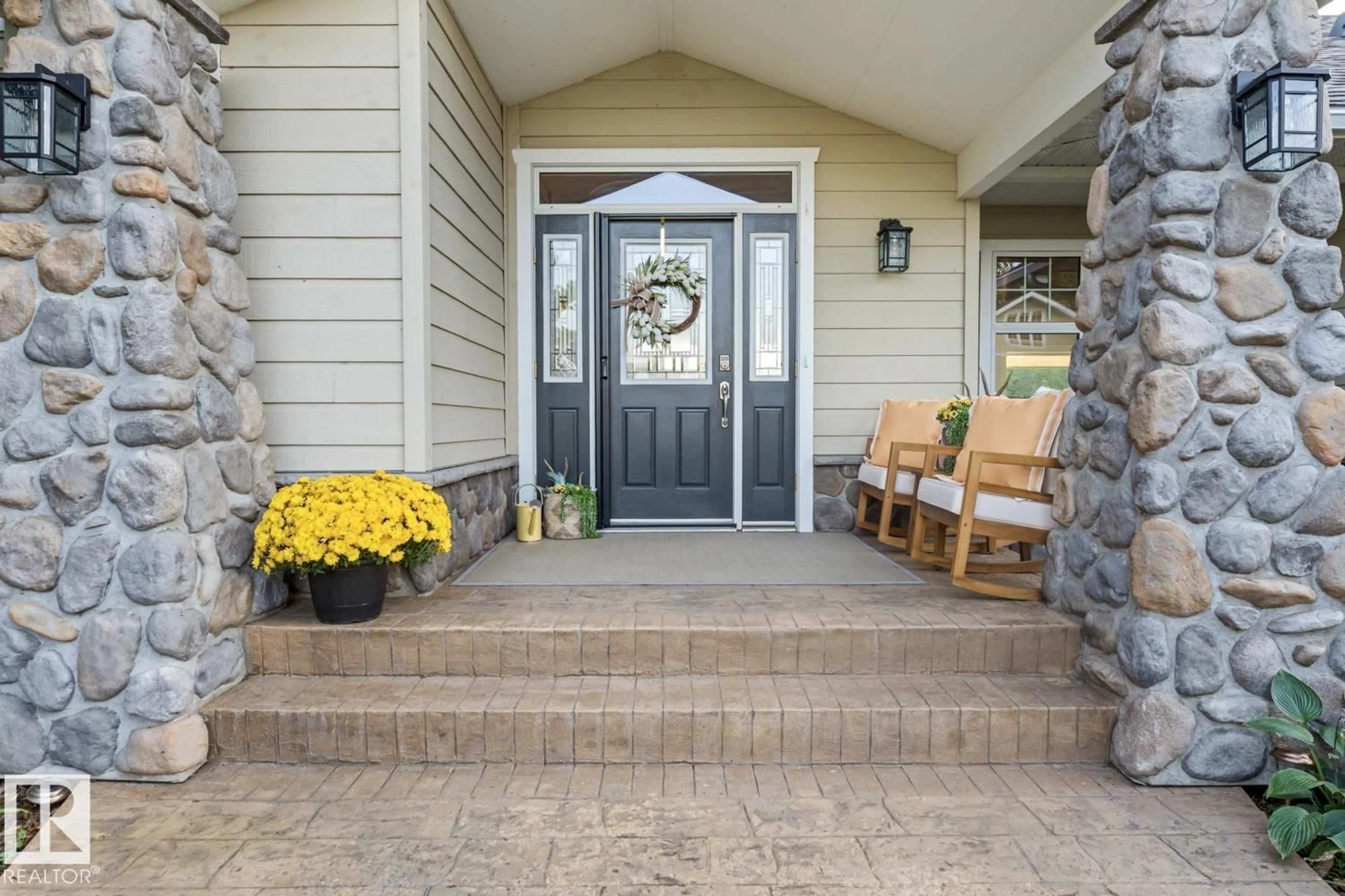 Indoor entryway for 46511 - 27 TWP RD 611, Rural Bonnyville M.D. Alberta T9N2J6