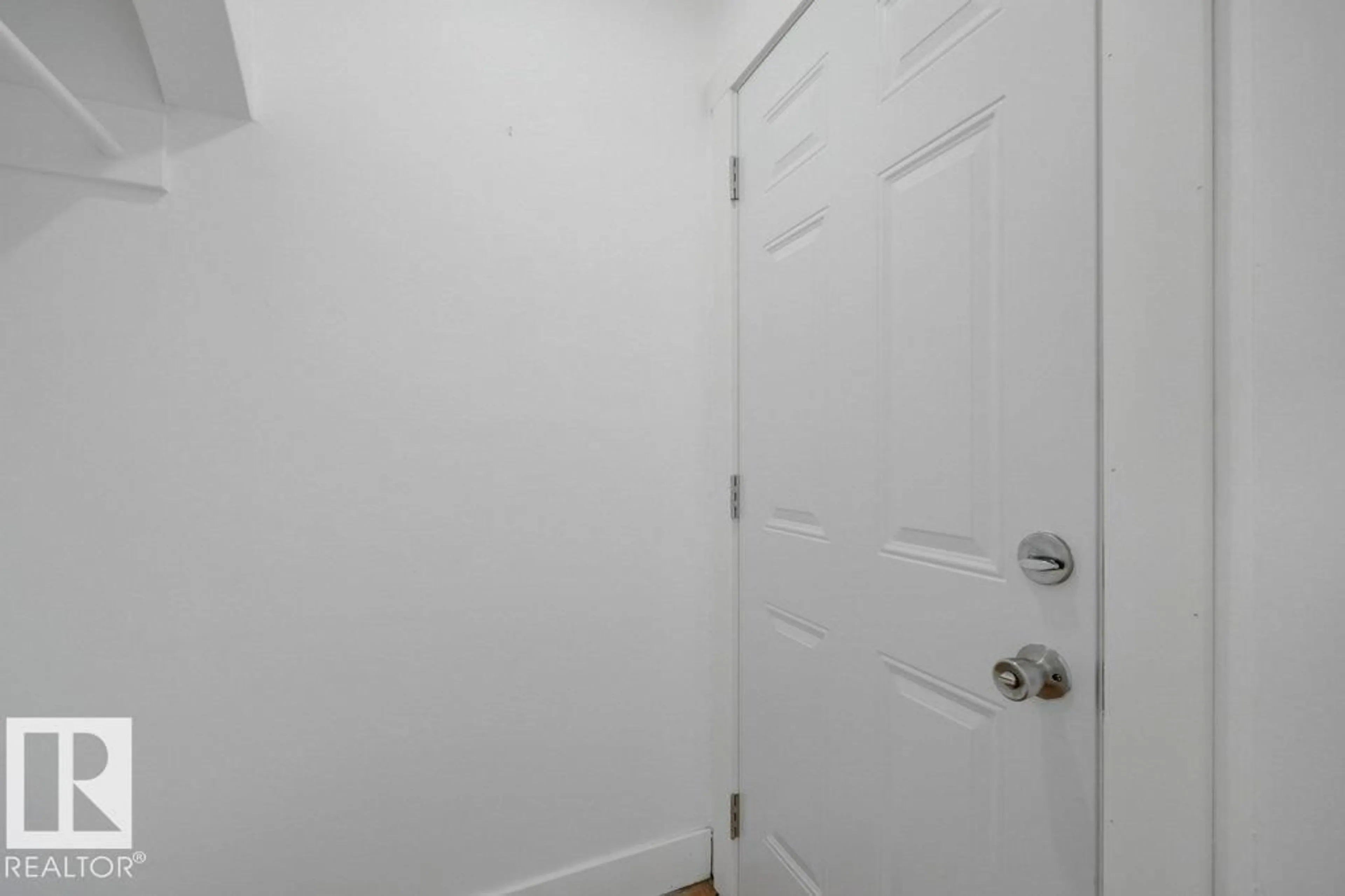 A pic of a room for NW - 10844 97 ST, Edmonton Alberta T5H1H5