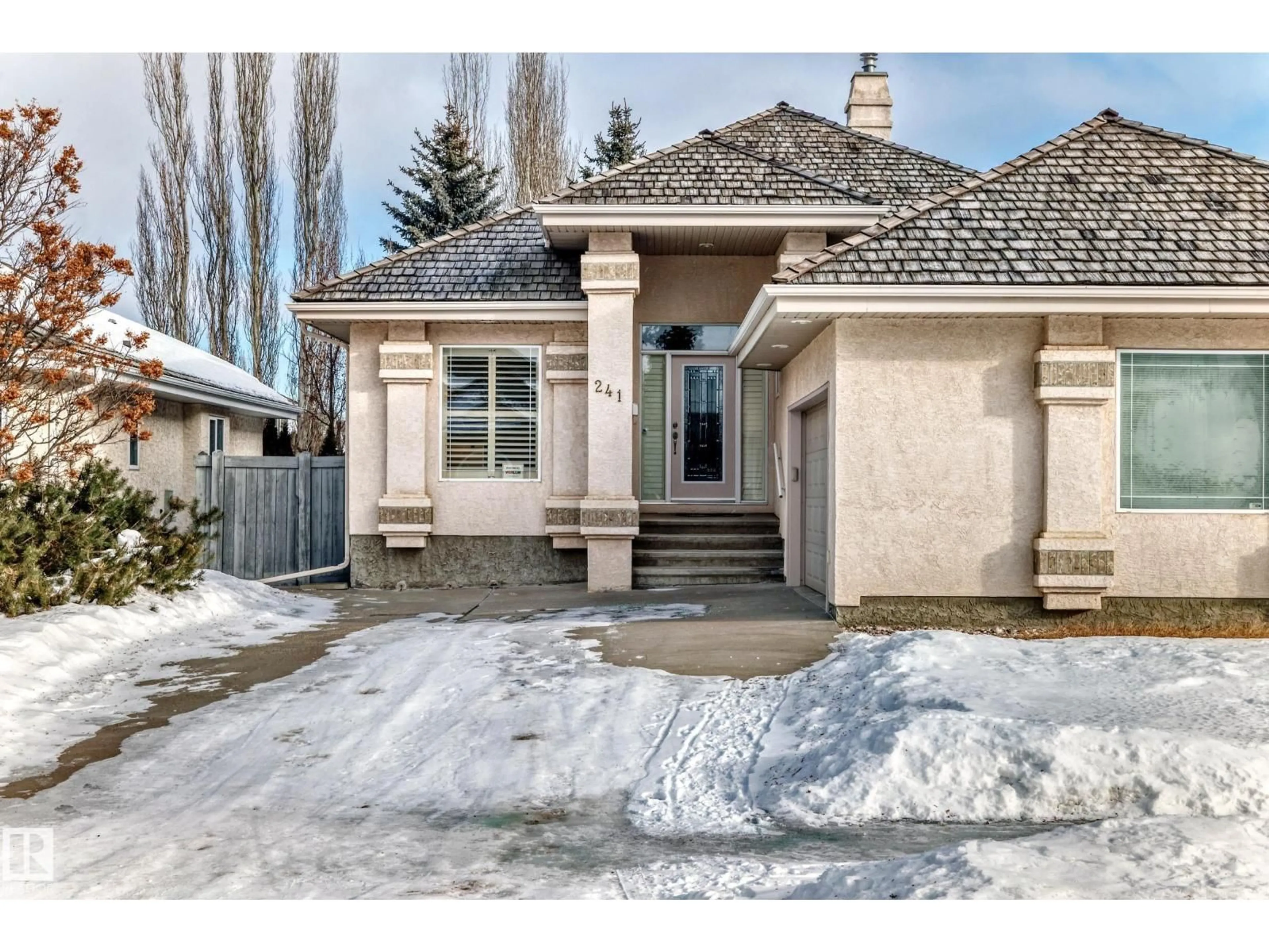 Unknown for 241 DARLINGTON CR, Edmonton Alberta T6M2T1