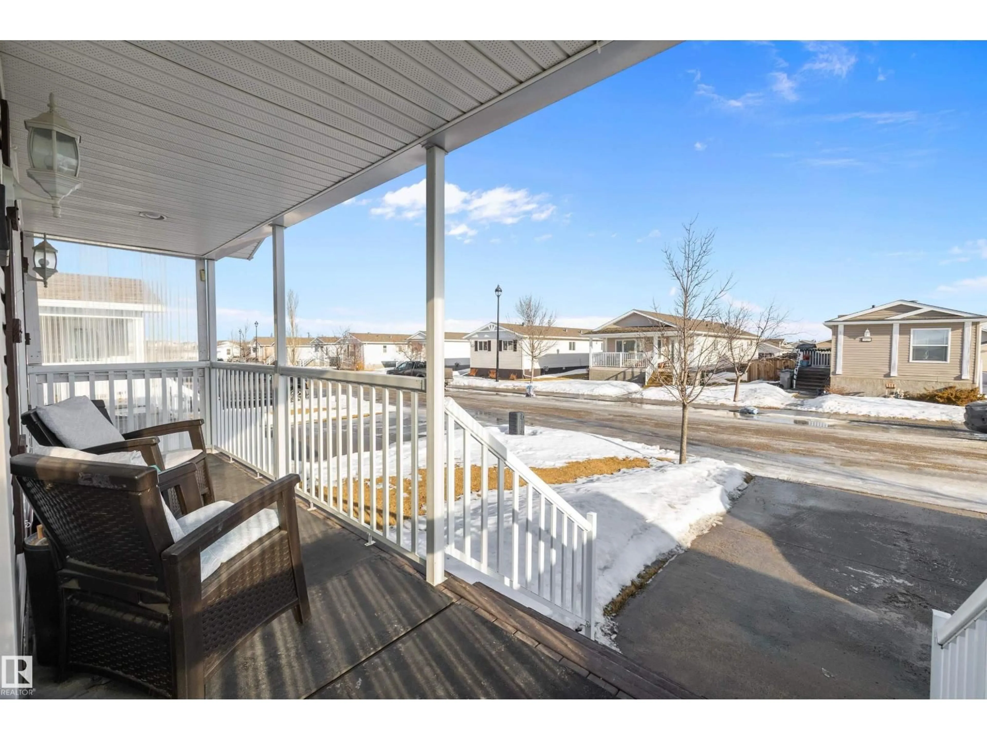 Patio, water/lake/river/ocean view for 1128 ASPEN DR, Leduc Alberta T9E8R3