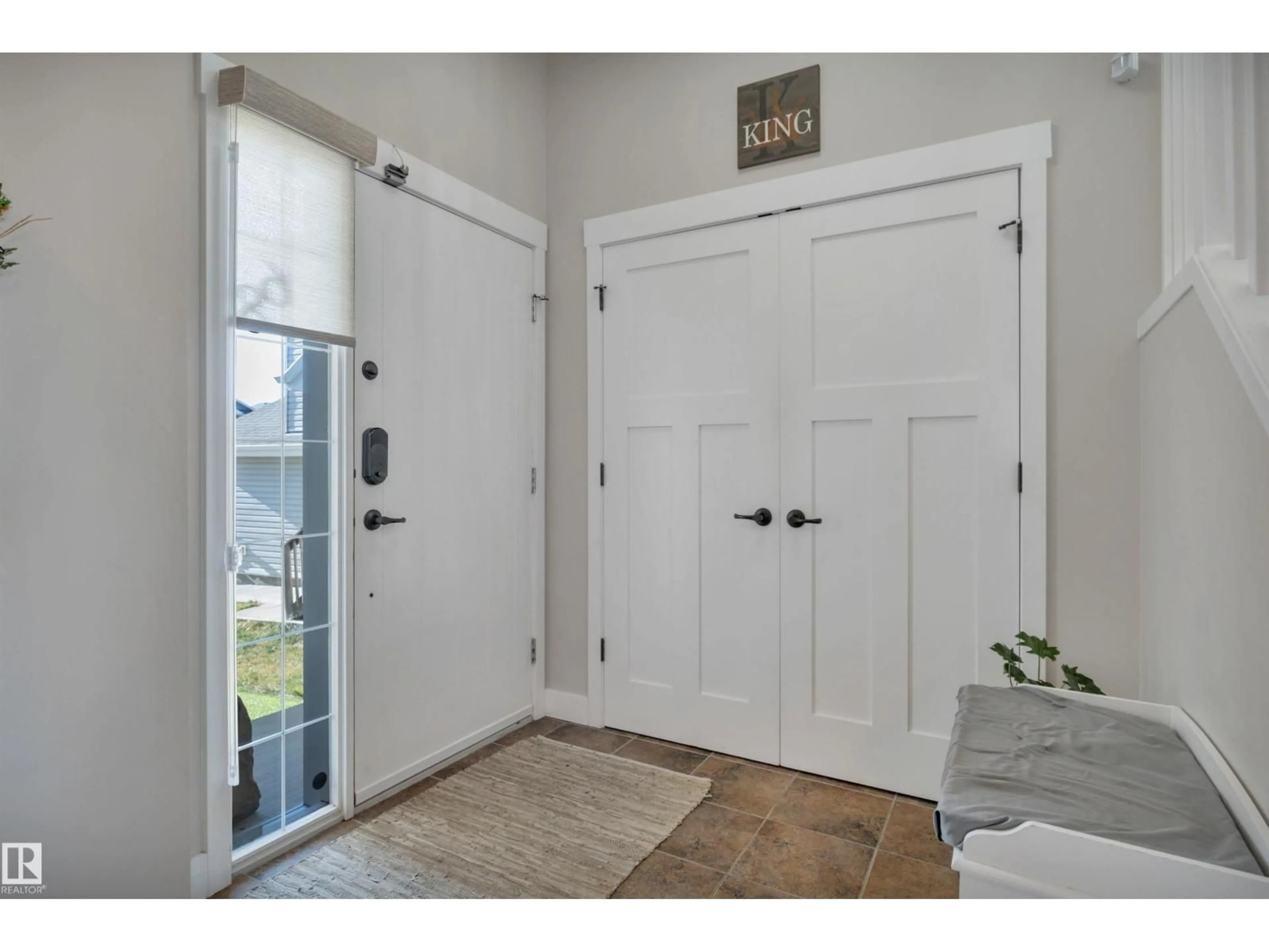 Indoor entryway for 68 DALQUIST BA, Leduc Alberta T9E0N5