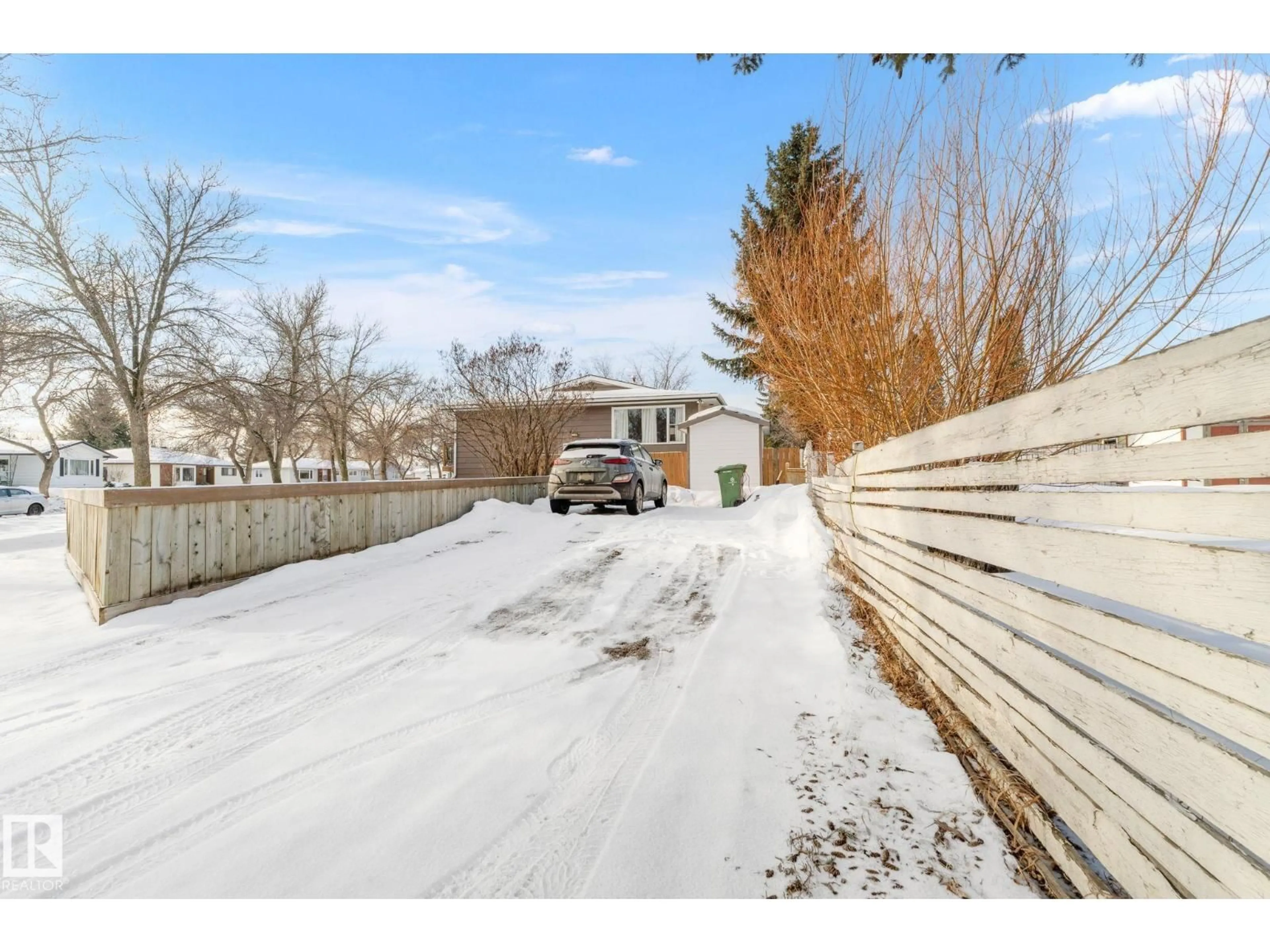 A pic from outside/outdoor area/front of a property/back of a property/a pic from drone, street for 9120A 94 AV, Fort Saskatchewan Alberta T8L0J7