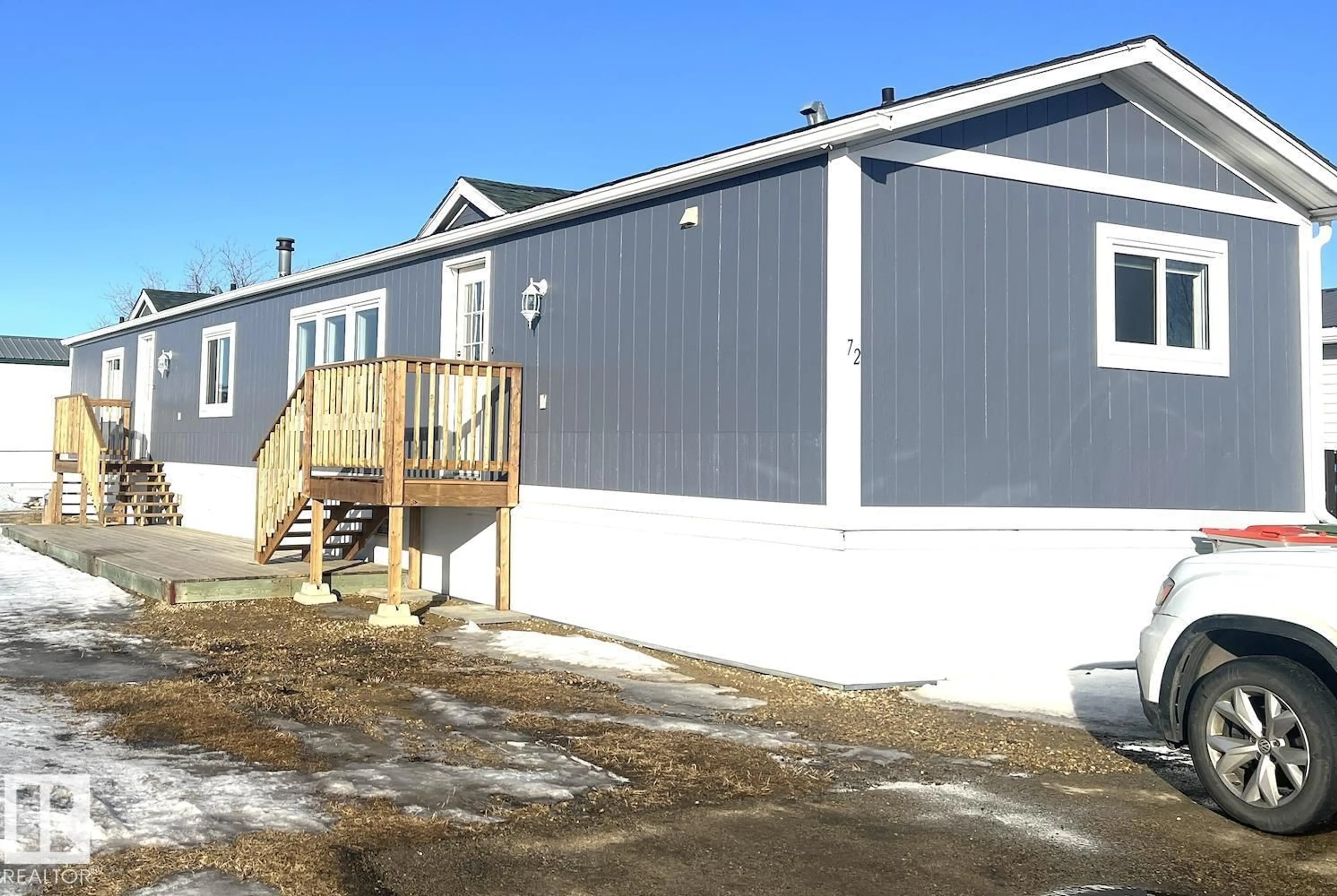 Home with vinyl exterior material, building for NE - 4819 51 AV, Millet Alberta T0C1Z0