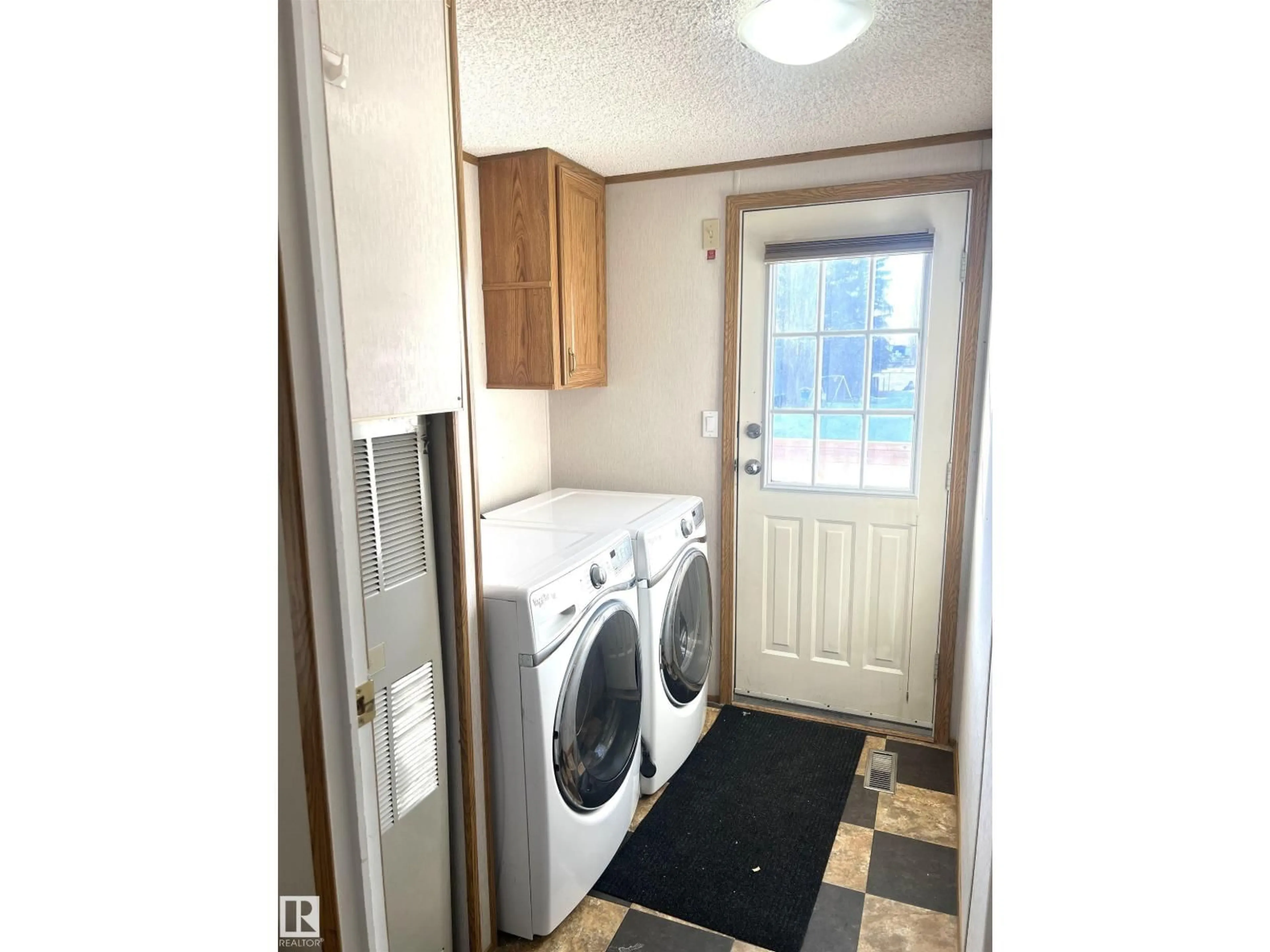Laundry room for NE - 4819 51 AV, Millet Alberta T0C1Z0