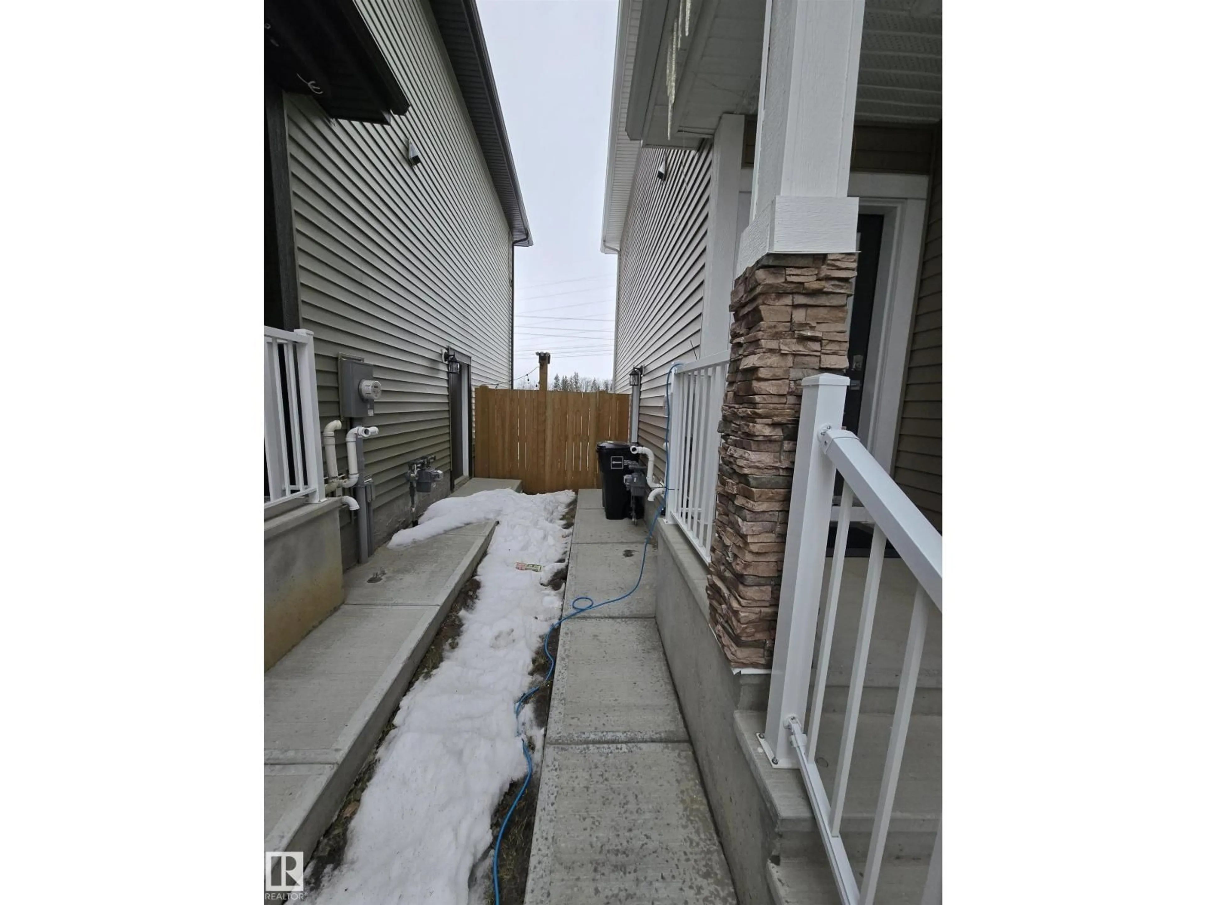 Patio, street for NW NW - 1641 ENRIGHT WY, Edmonton Alberta T6M0Z3