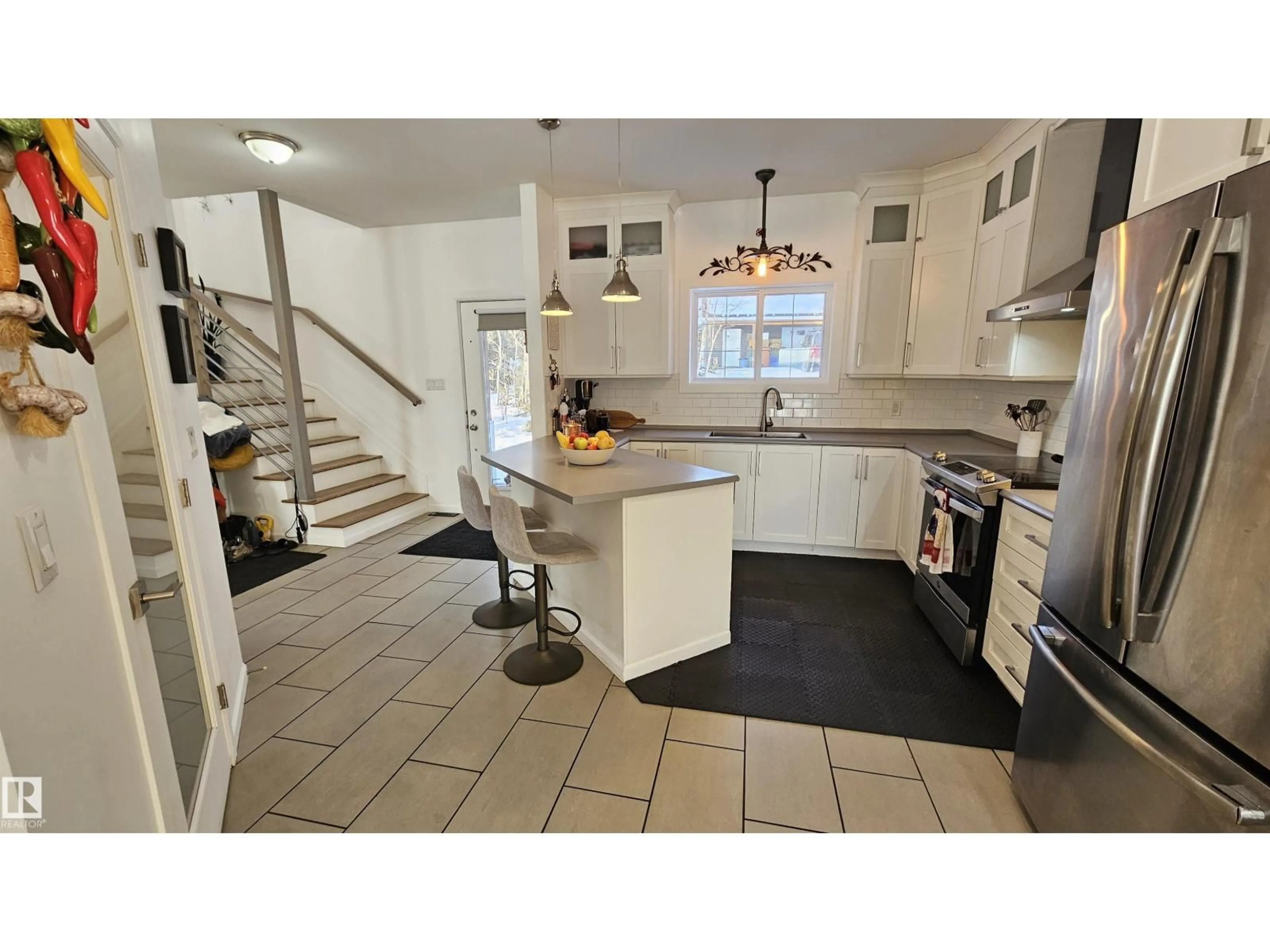 Open concept kitchen, ceramic/tile floor for 58513 RANGE ROAD 231, Rural Thorhild County Alberta T0A3J0