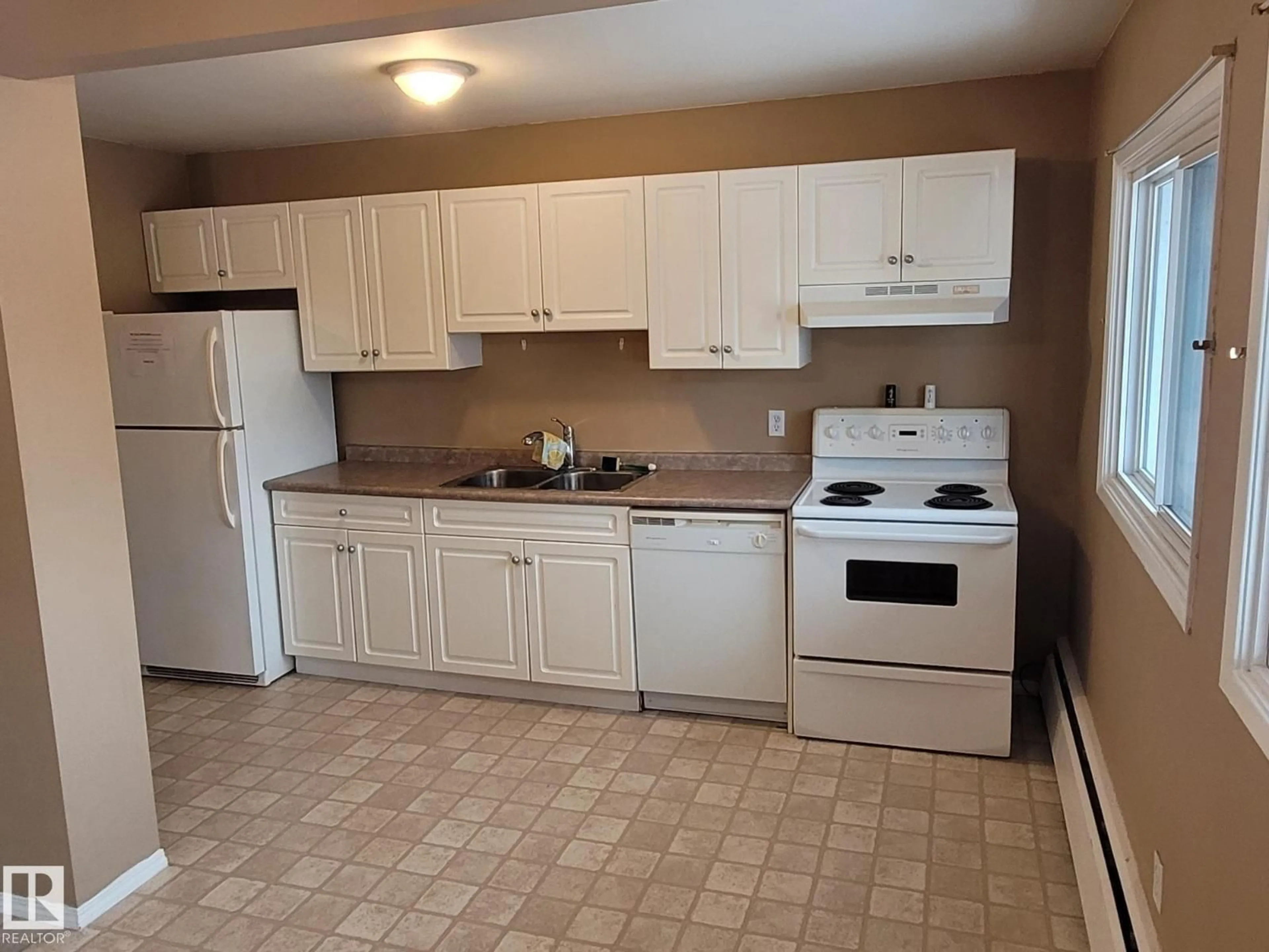 Standard kitchen, unknown for #304A - 2908 116A AVENUE AVENUE, Edmonton Alberta T5W4R7