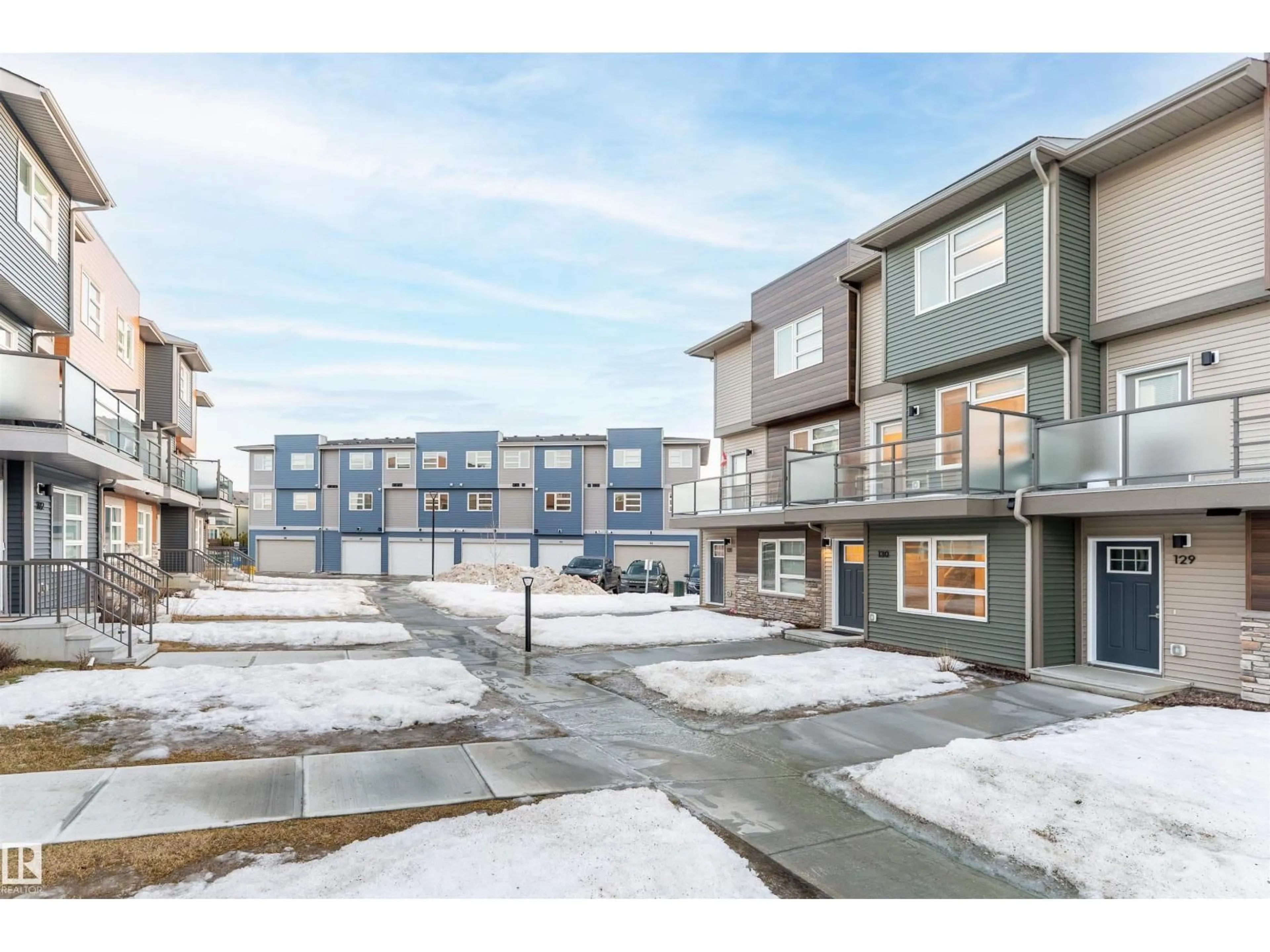 A pic from outside/outdoor area/front of a property/back of a property/a pic from drone, unknown for 130 17635 58 ST NW, Edmonton Alberta T5Y4C2