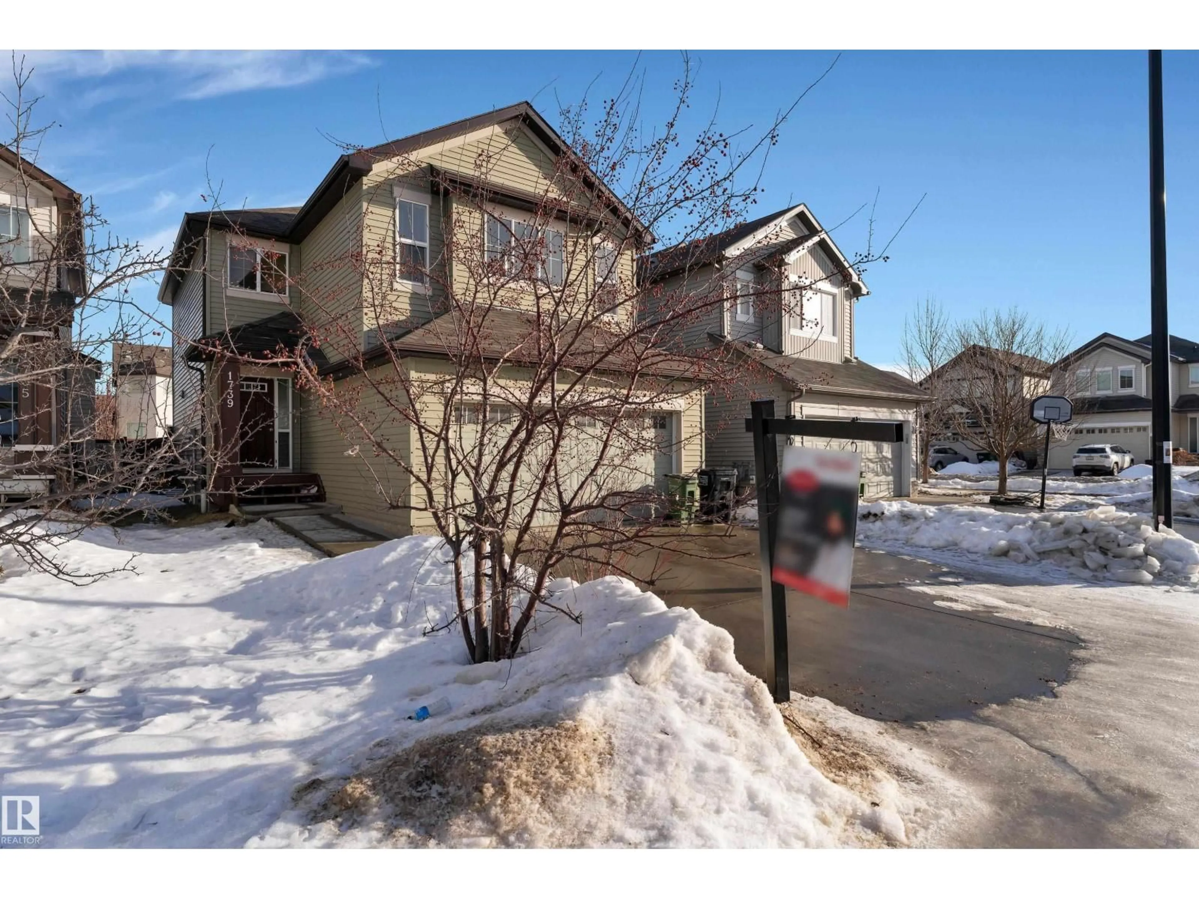 Unknown for SW - 1739 61 ST, Edmonton Alberta T6X0W3