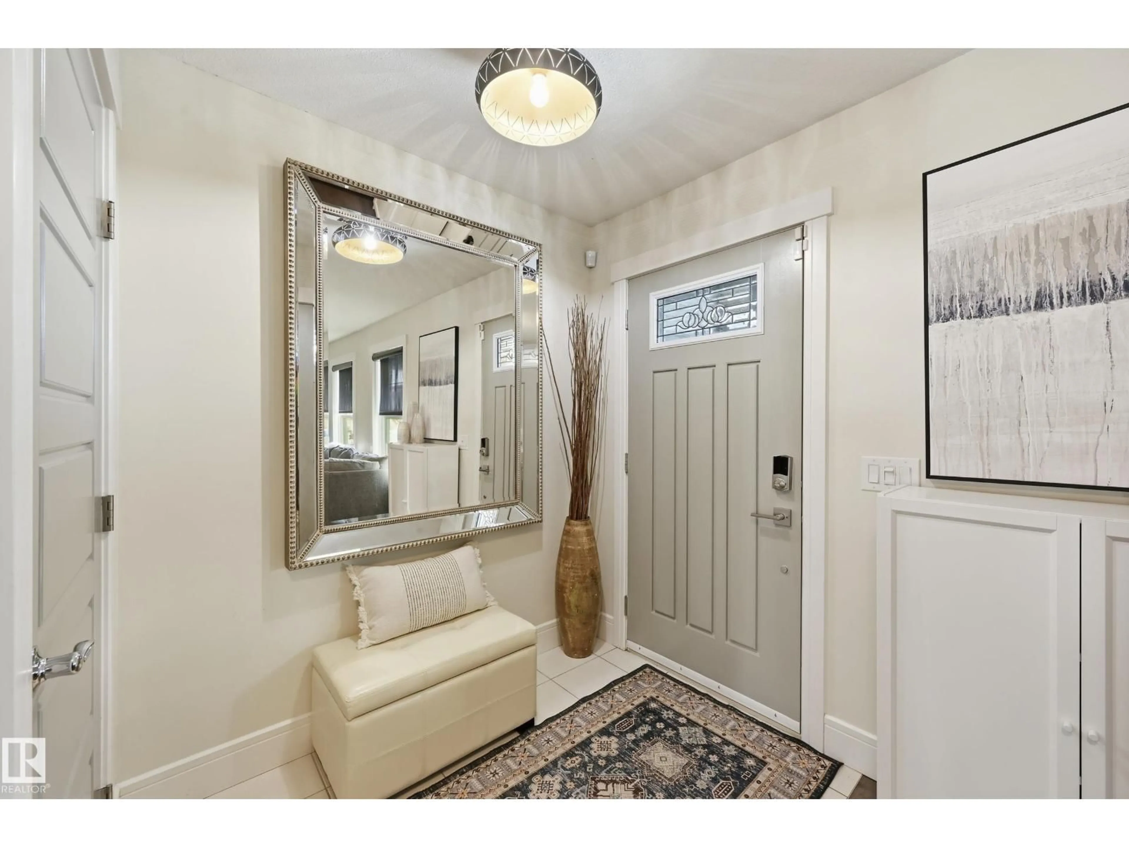 Indoor entryway for NW - 17108 120 ST, Edmonton Alberta T5X0H5