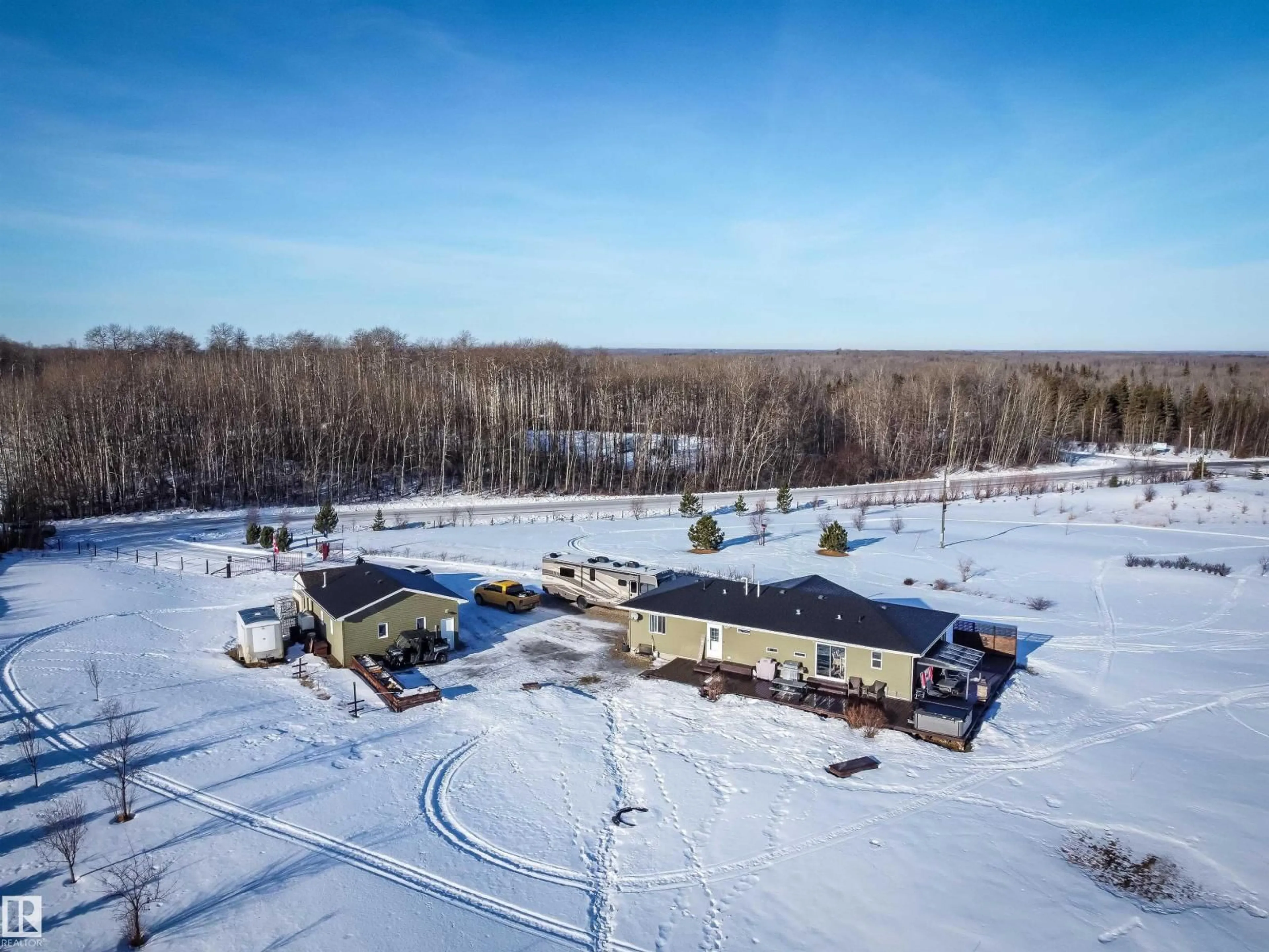 A pic from outside/outdoor area/front of a property/back of a property/a pic from drone, building for 54101 RGE ROAD 35, Rural Lac Ste. Anne County Alberta T0E0A0