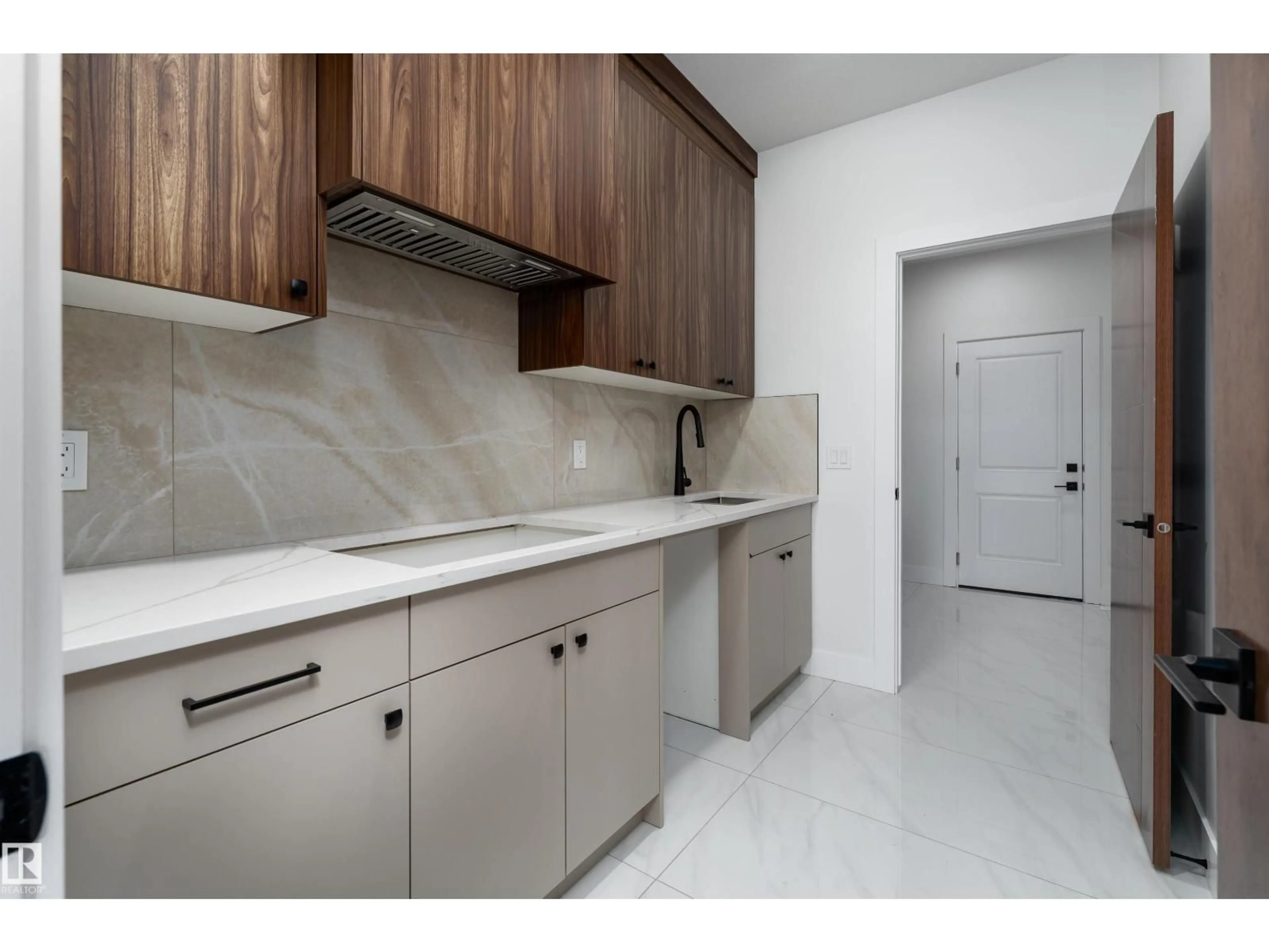 Unknown for NE - 2414 63 AV, Rural Leduc County Alberta T4X3A6