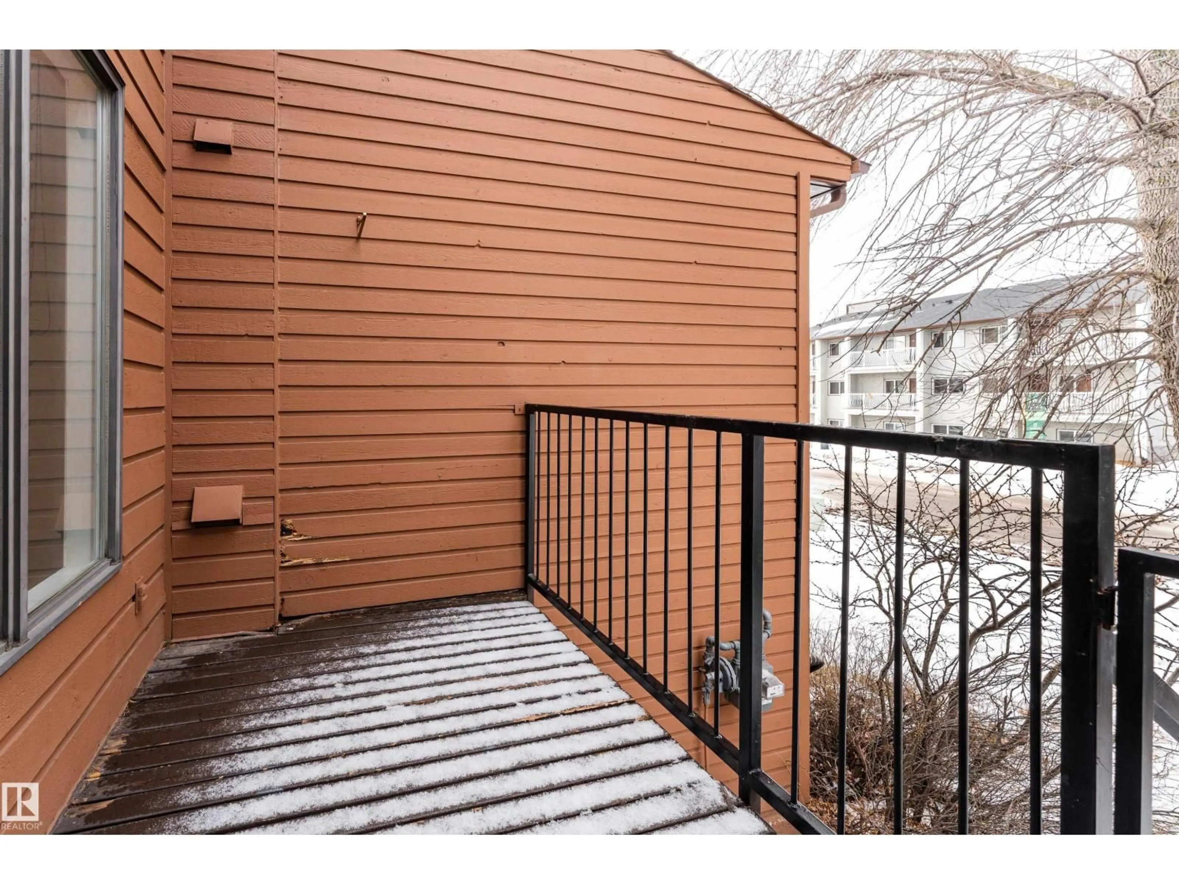 Patio, unknown for 3419 48 ST, Edmonton Alberta T6L3R2