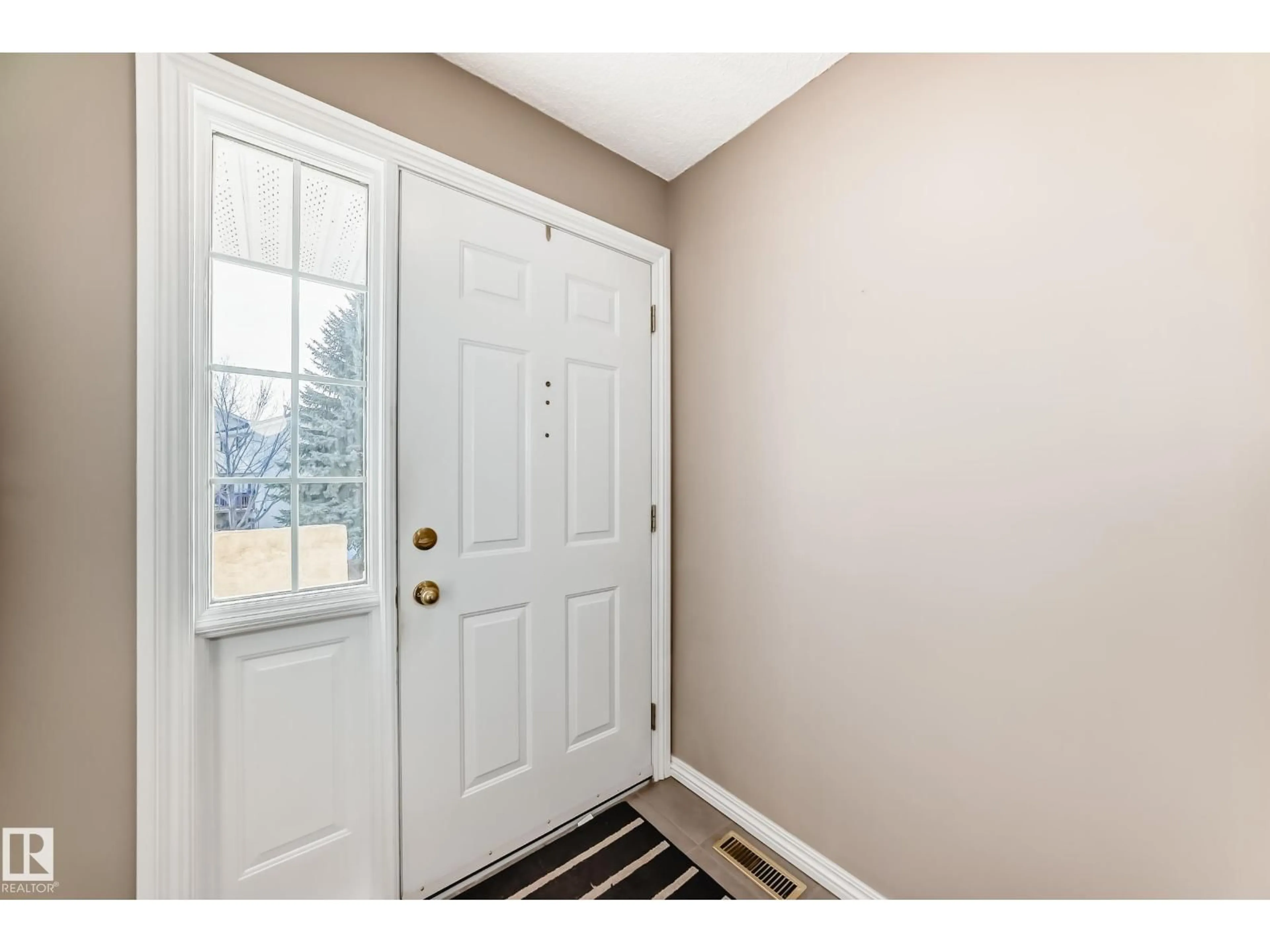 Indoor entryway for #4 - 2419 133 AV, Edmonton Alberta T5A5A5