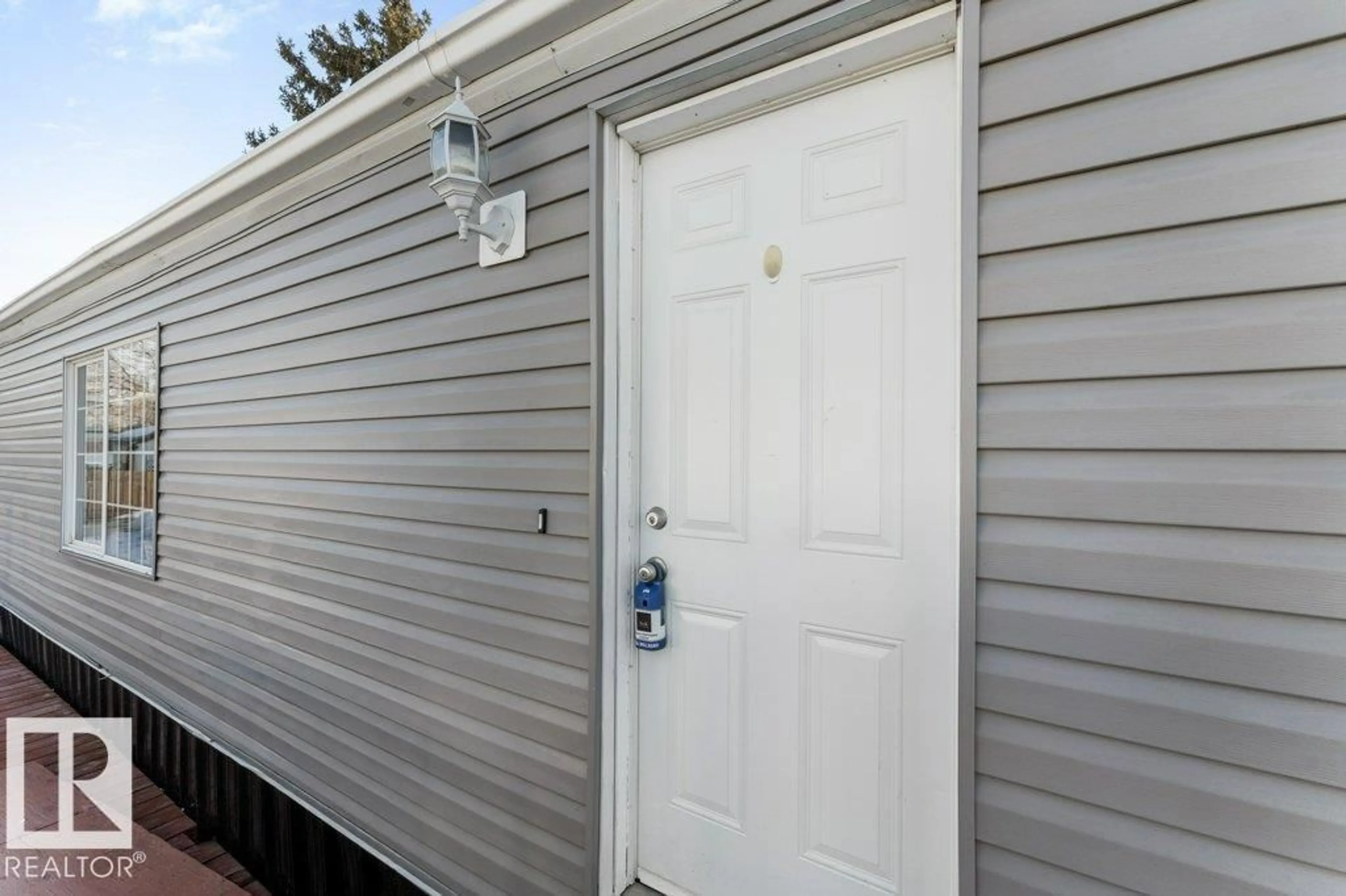 Storage room or clothes room or walk-in closet for 305 - 196 CALAHOO ROAD, Spruce Grove Alberta T7X3L1