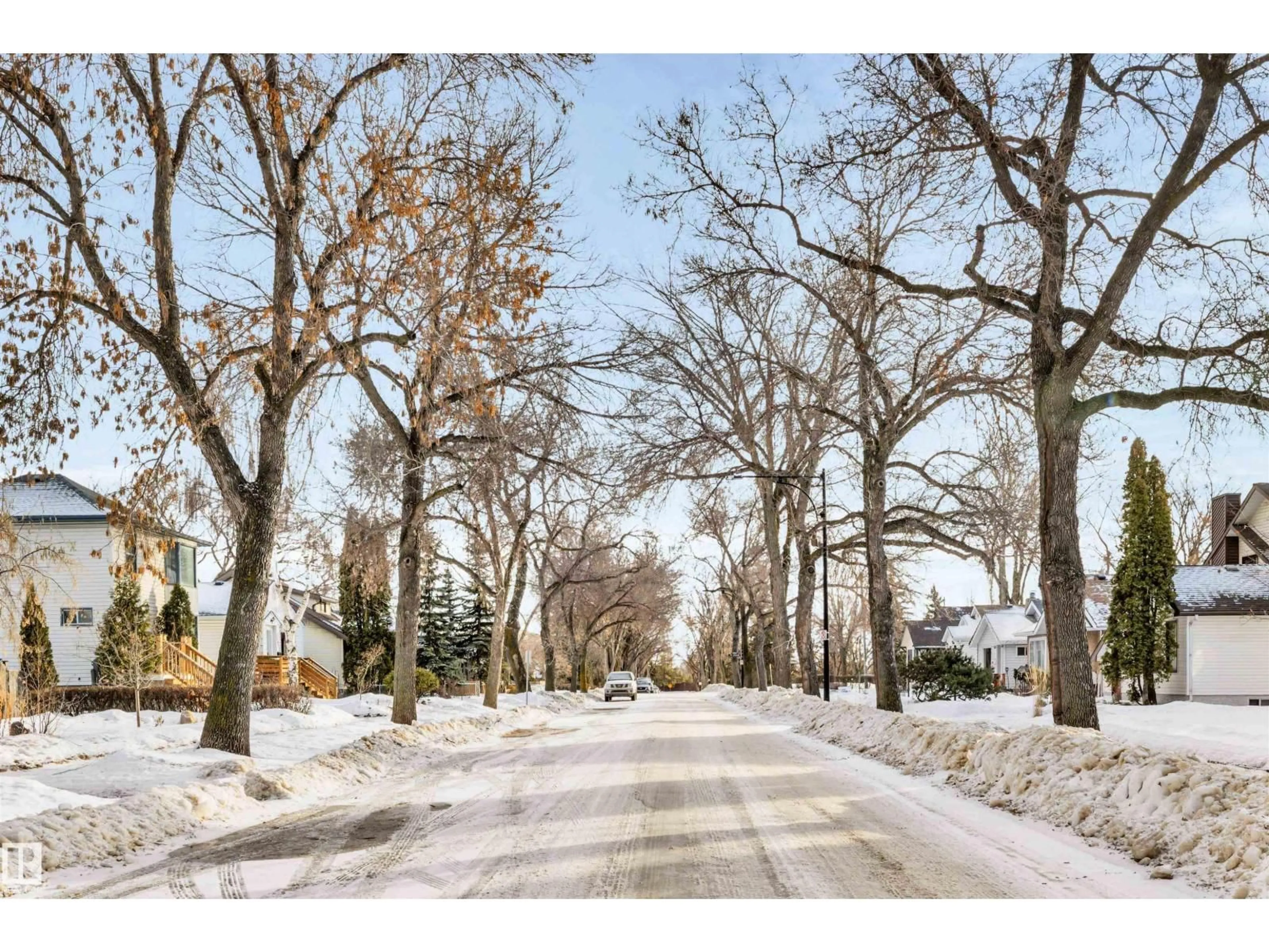 Unknown for NW - 11436 71 ST, Edmonton Alberta T5B1V7