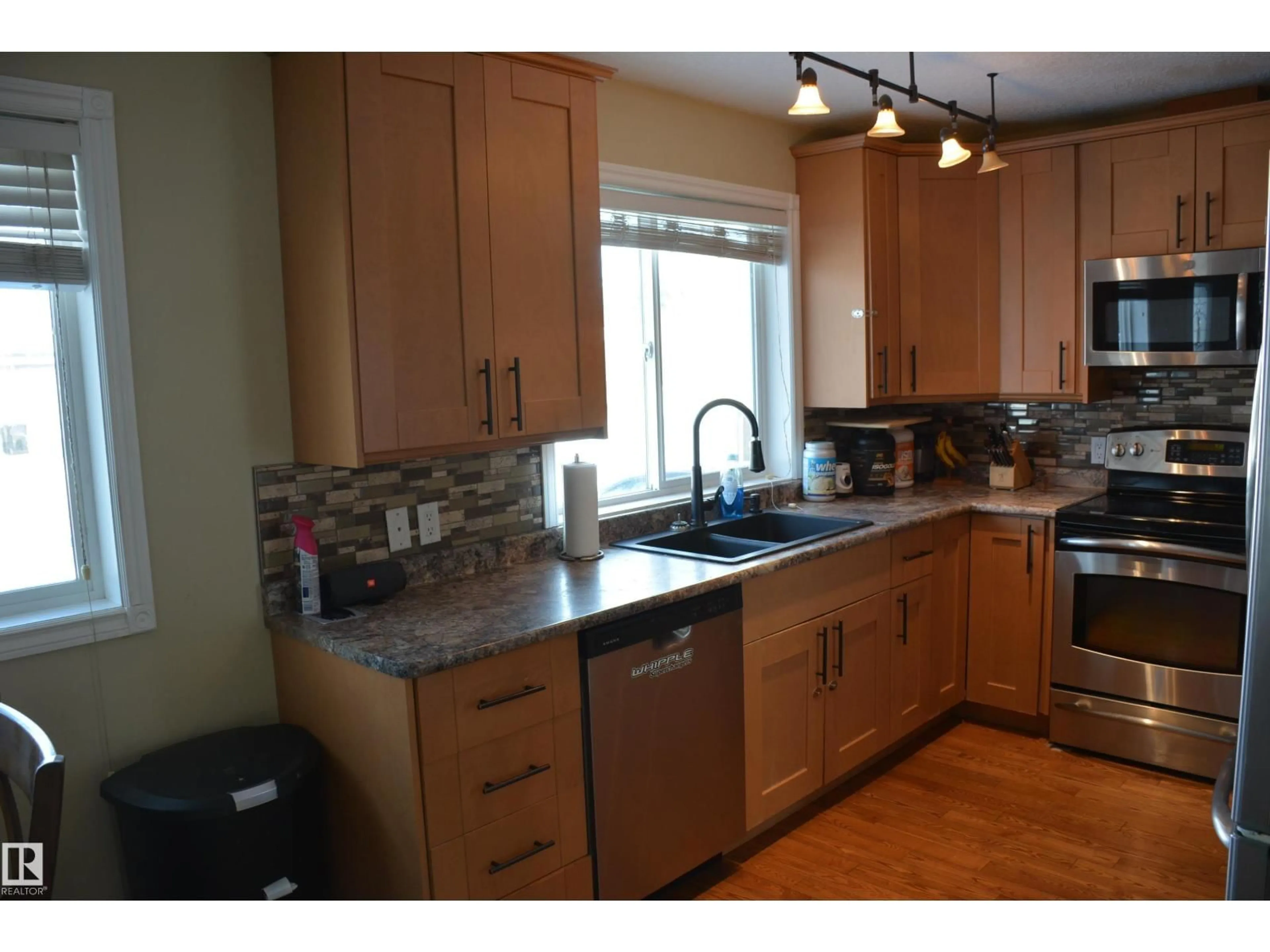 Standard kitchen, unknown for 5509 56 ST, Barrhead Alberta T7N1C6