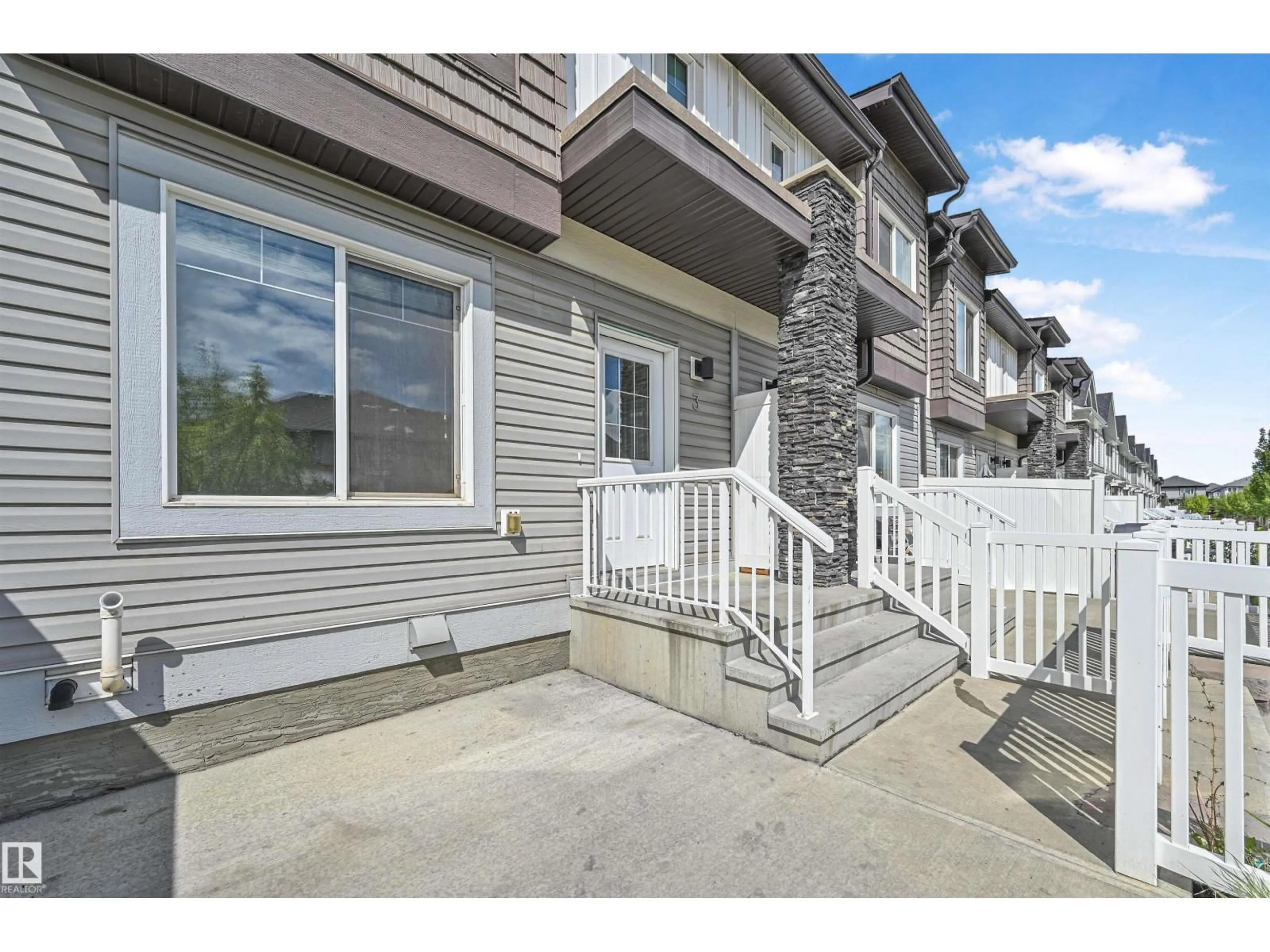 Unknown for #3 - 2215 24 ST, Edmonton Alberta T6T1A6