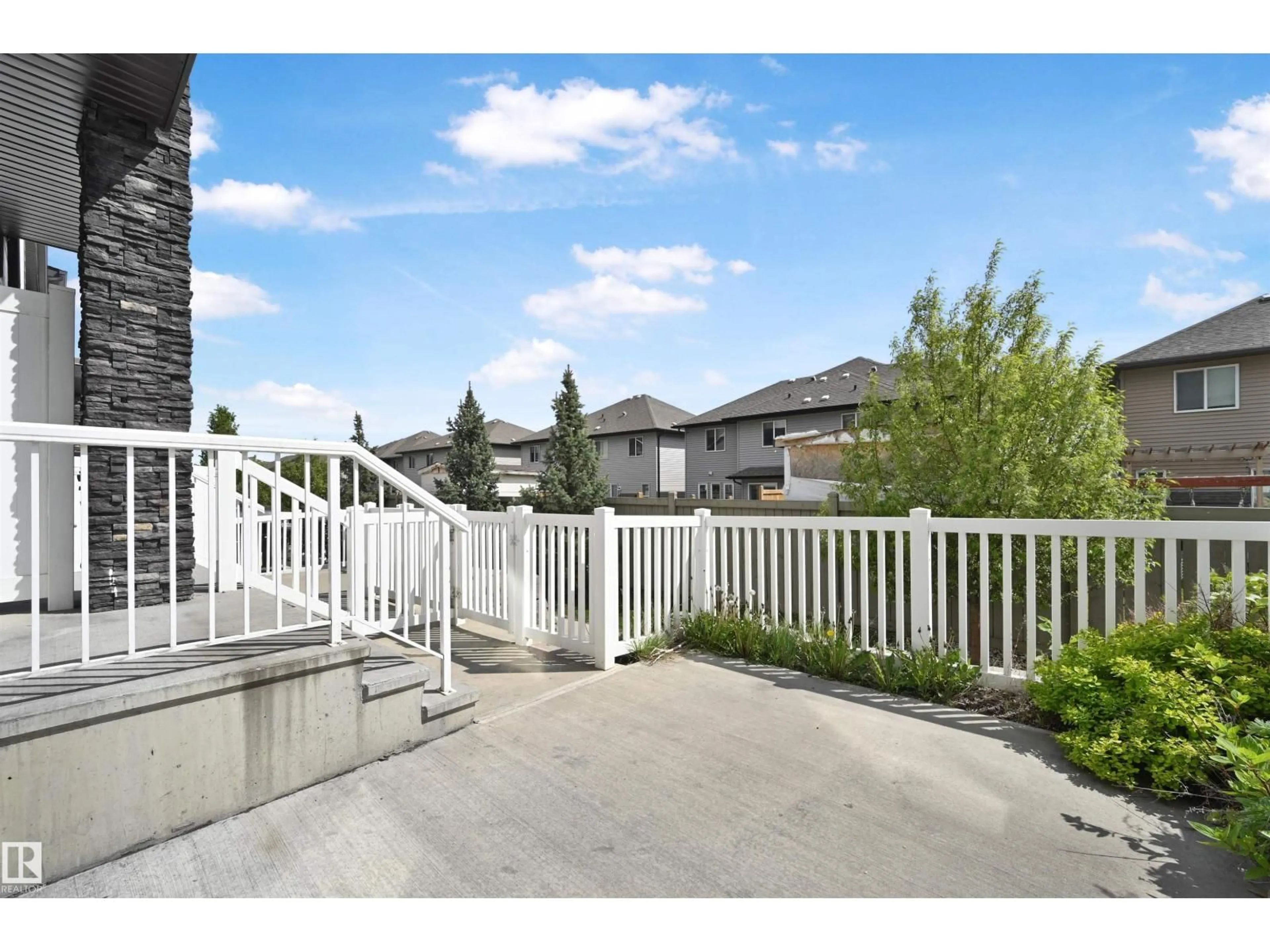 Patio, street for #3 - 2215 24 ST, Edmonton Alberta T6T1A6