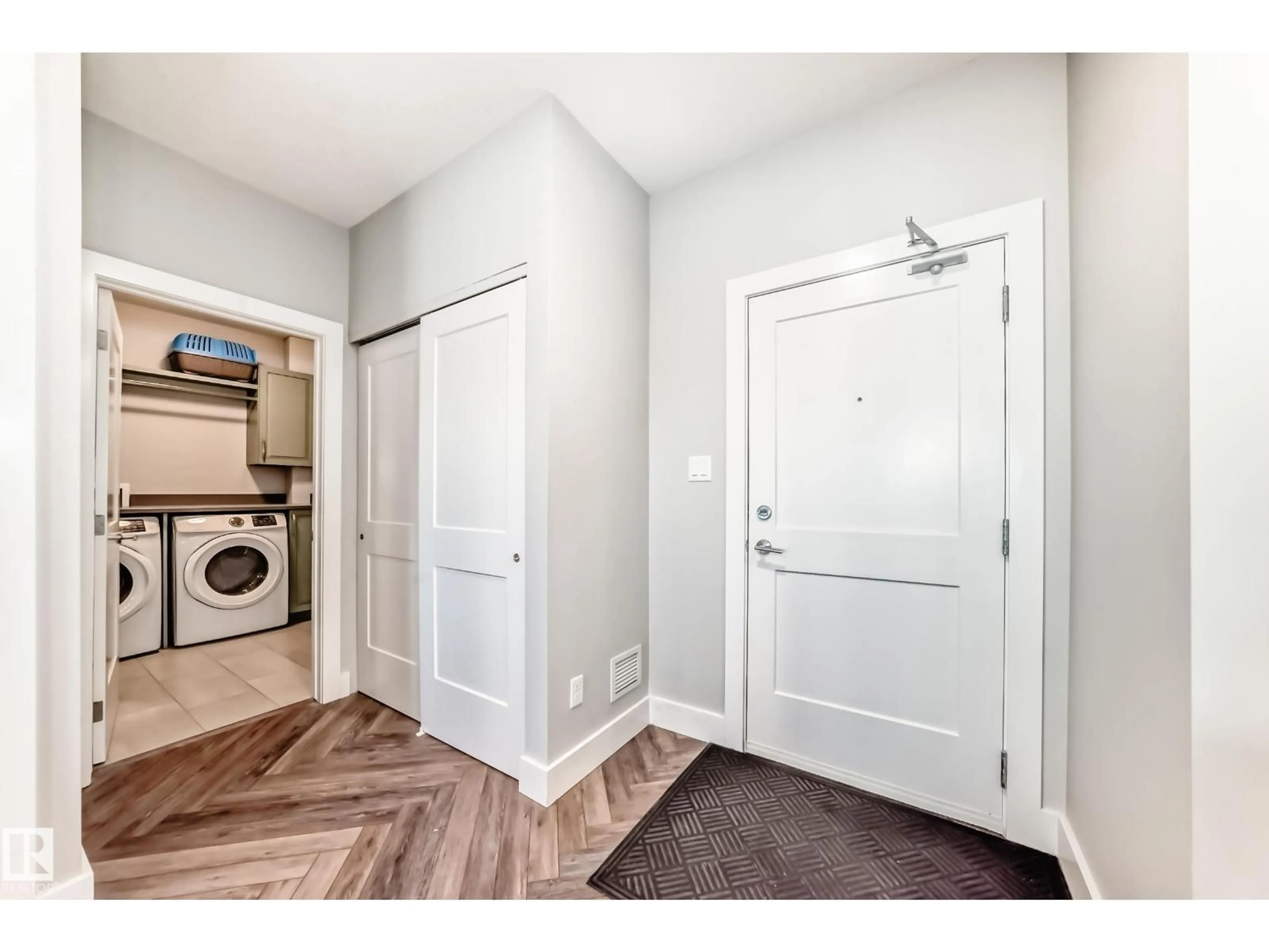 Indoor entryway for 307 - 528 GRIESBACH PR, Edmonton Alberta T5E6X2