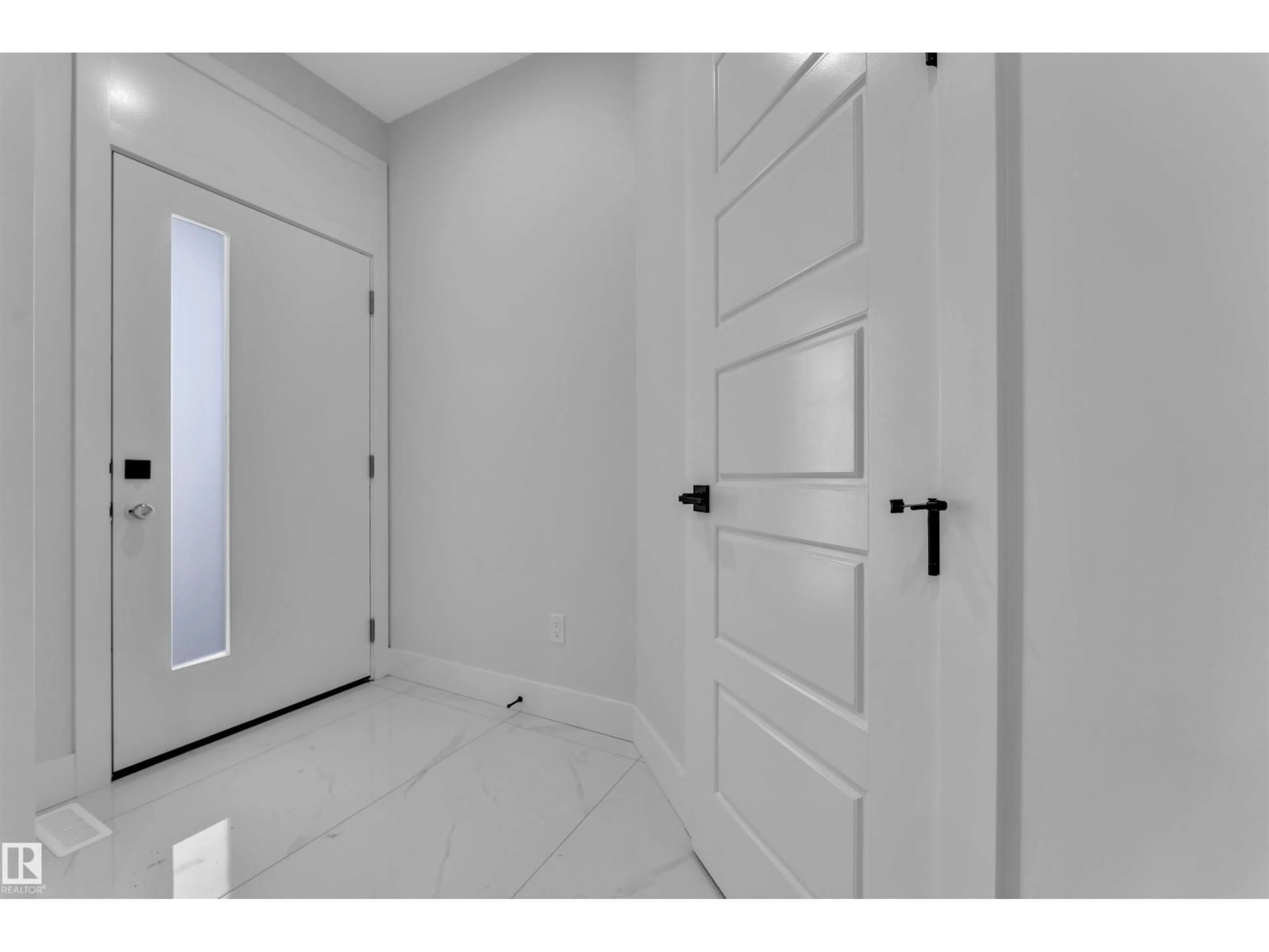 Indoor entryway for 4310 36 ST, Beaumont Alberta T4X3G8