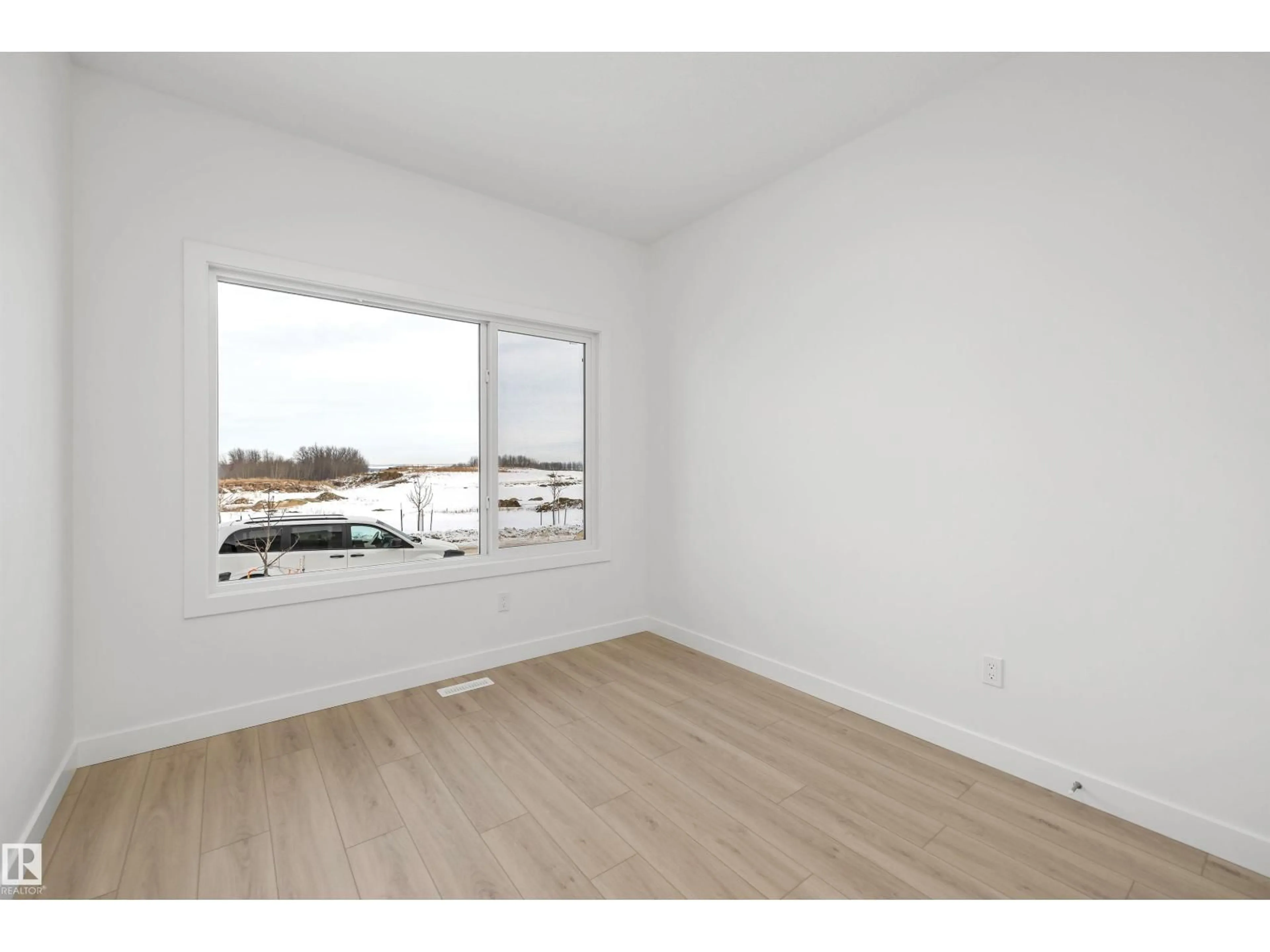 A pic of a room for 4592 WARBLER LO, Edmonton Alberta T5S0W9