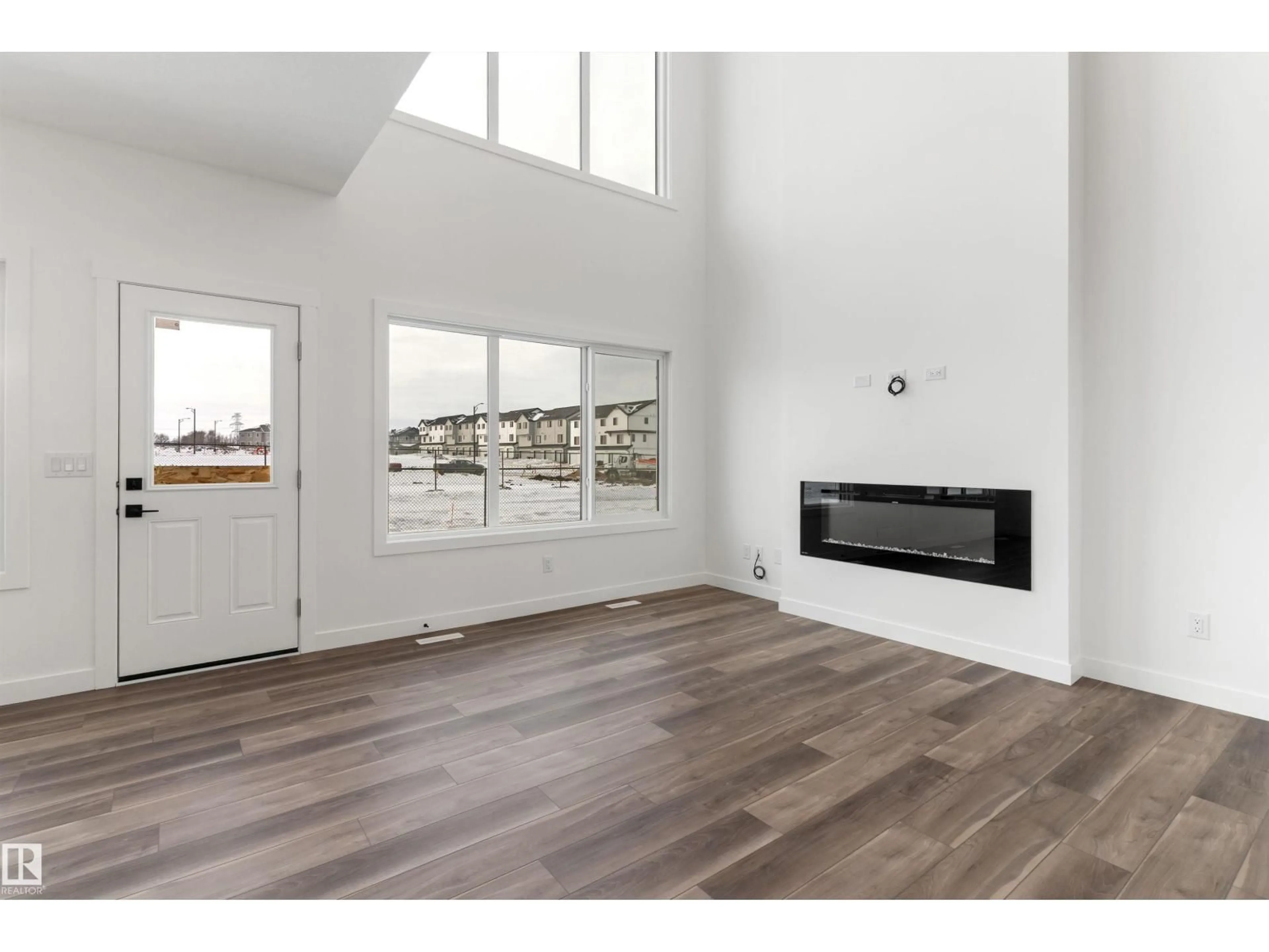 Unknown for 931 18 AV, Edmonton Alberta T6T2X3