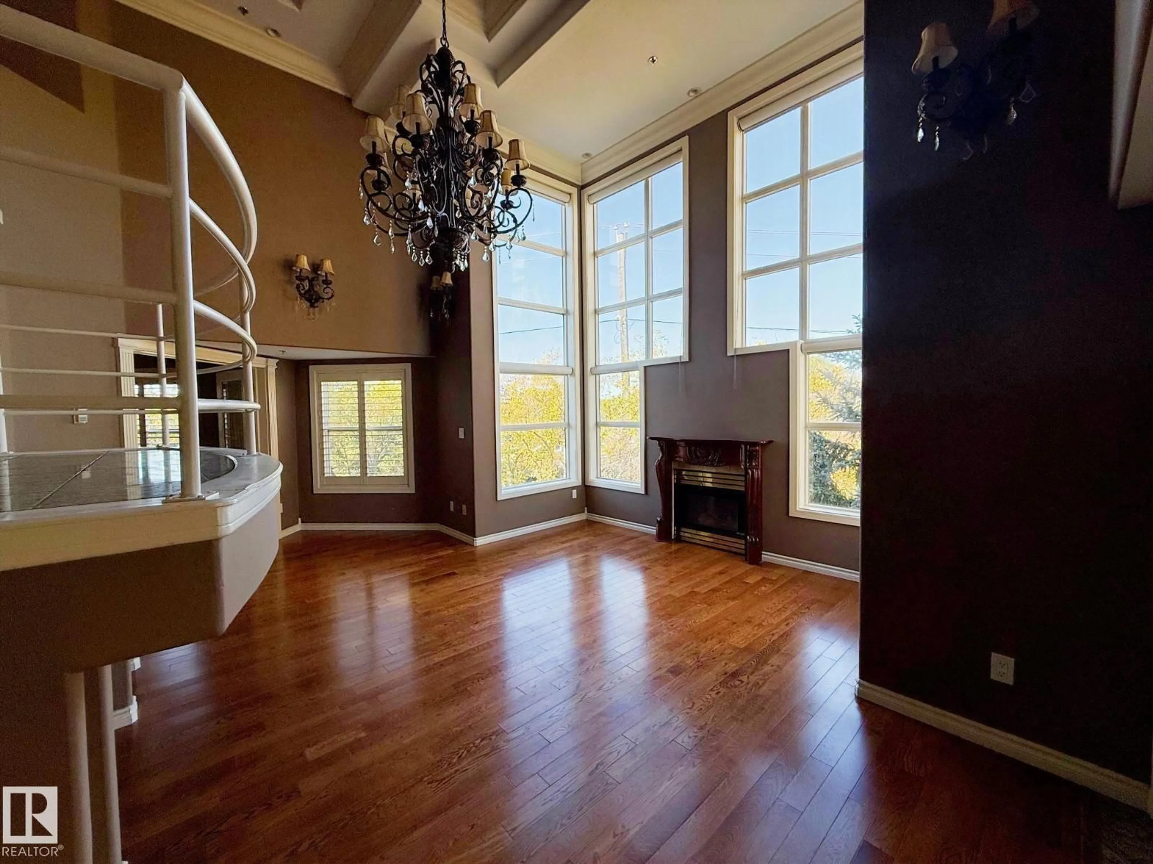 Unknown for 404 - 12028 103 AV, Edmonton Alberta T5K2T9