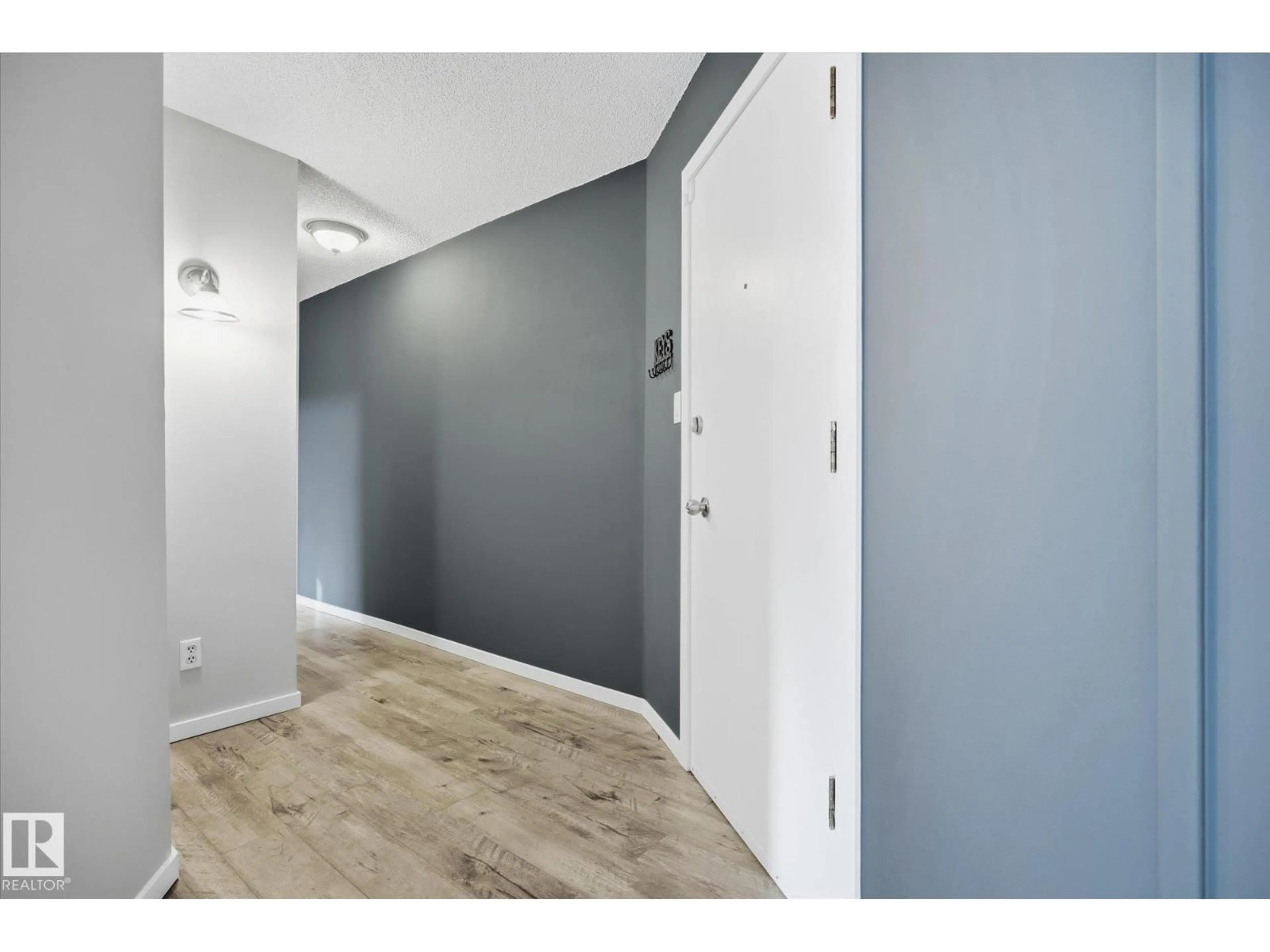 Indoor entryway for #308 - 5730 RIVERBEND RD, Edmonton Alberta T6H4T4