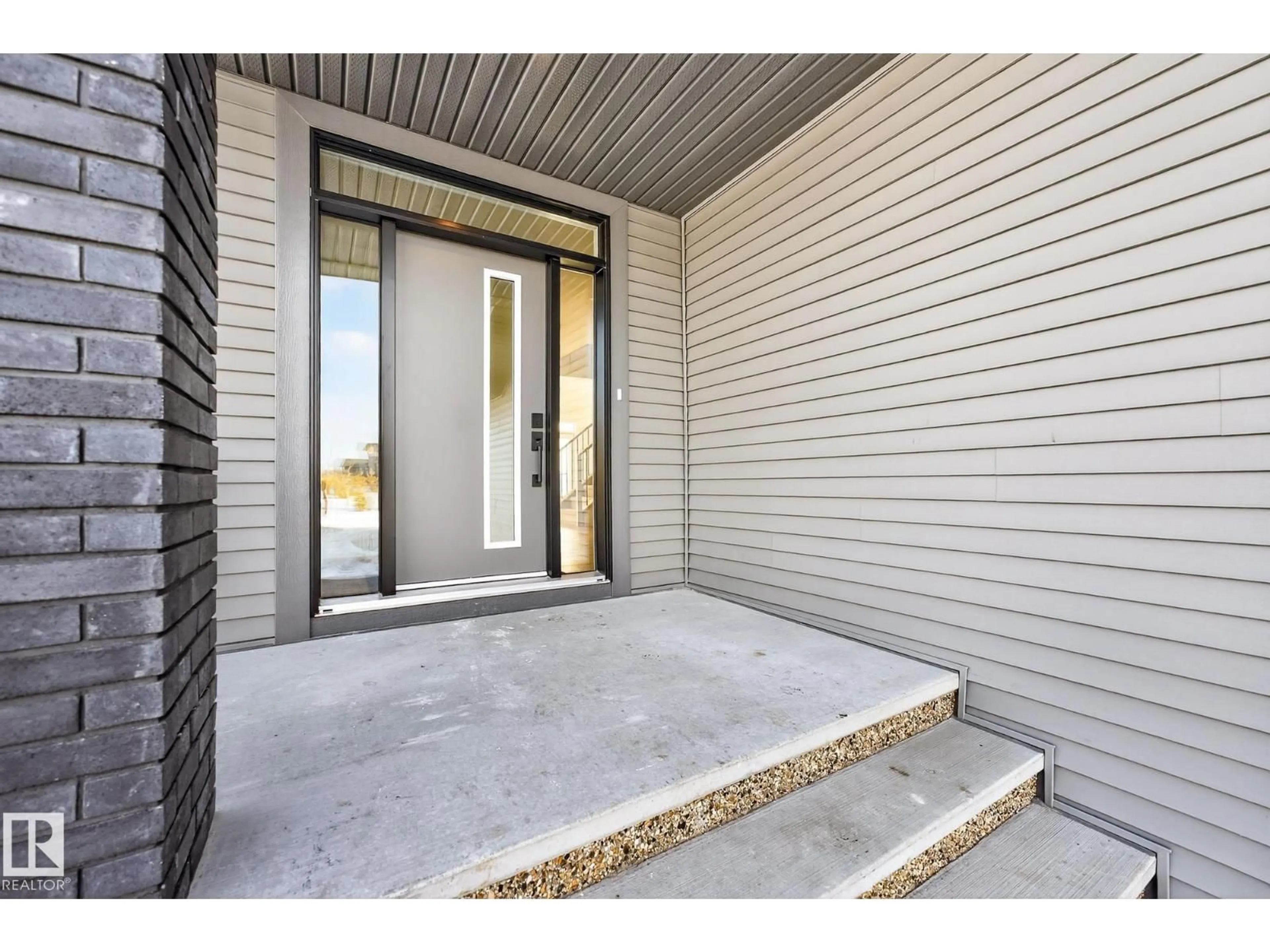 Indoor entryway for 4005 40 AVE, Beaumont Alberta T4X3C1