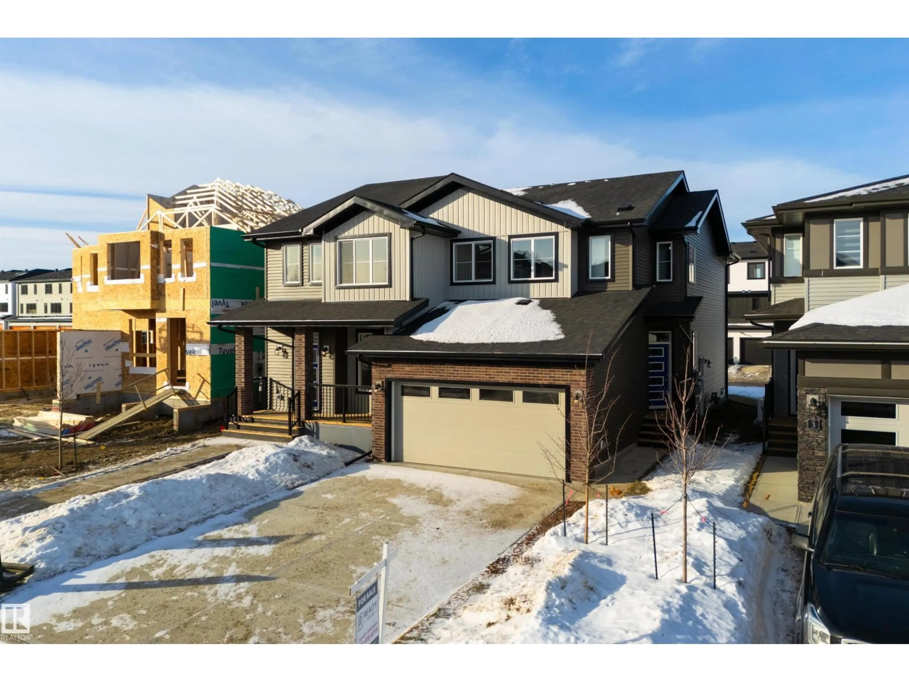 A pic from outside/outdoor area/front of a property/back of a property/a pic from drone, street for 5 COBBLESTONE GA, Spruce Grove Alberta T7X4E4
