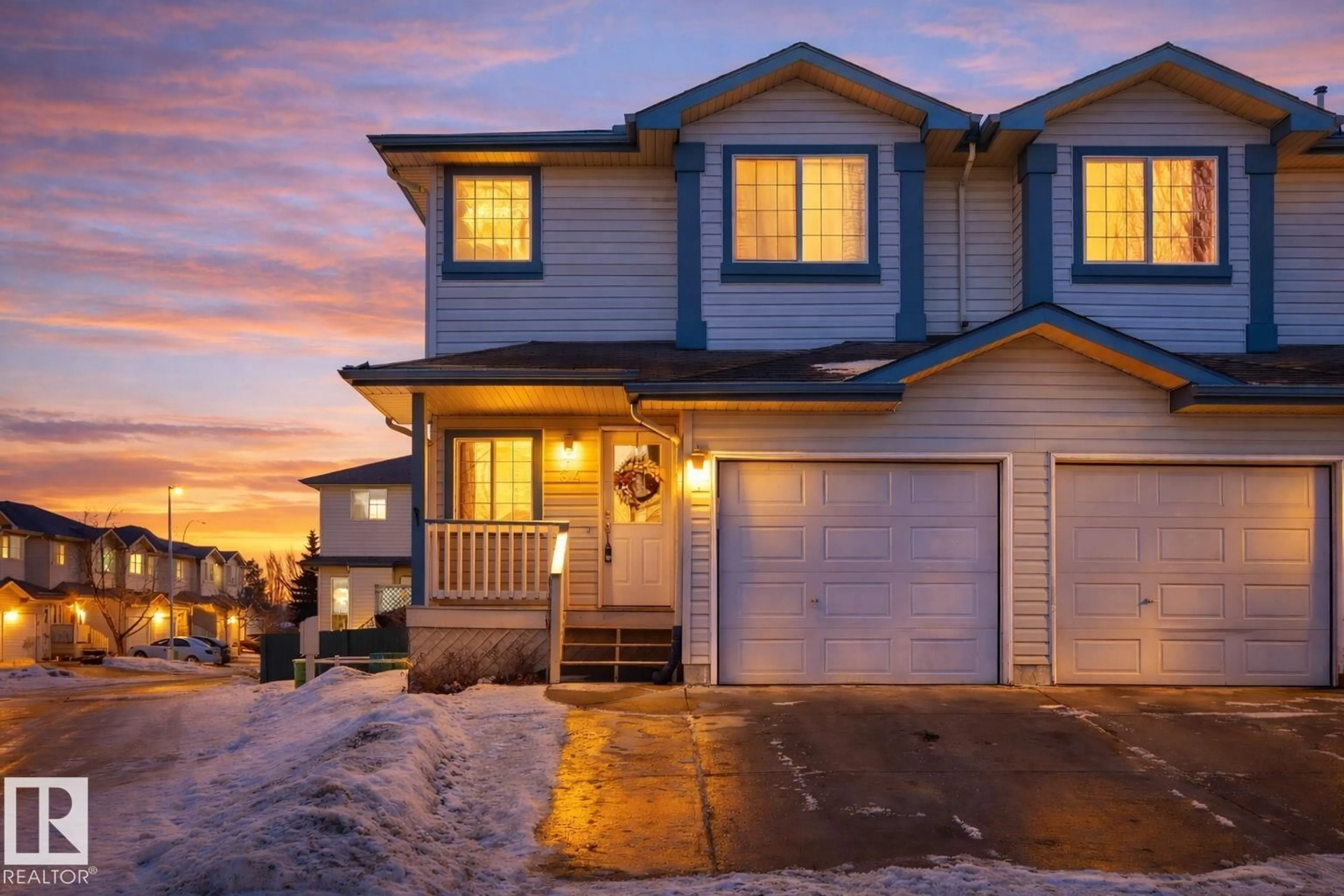 Home with vinyl exterior material, street for 2004 - 64 GRANTHAM CO, Edmonton Alberta T5T6R9