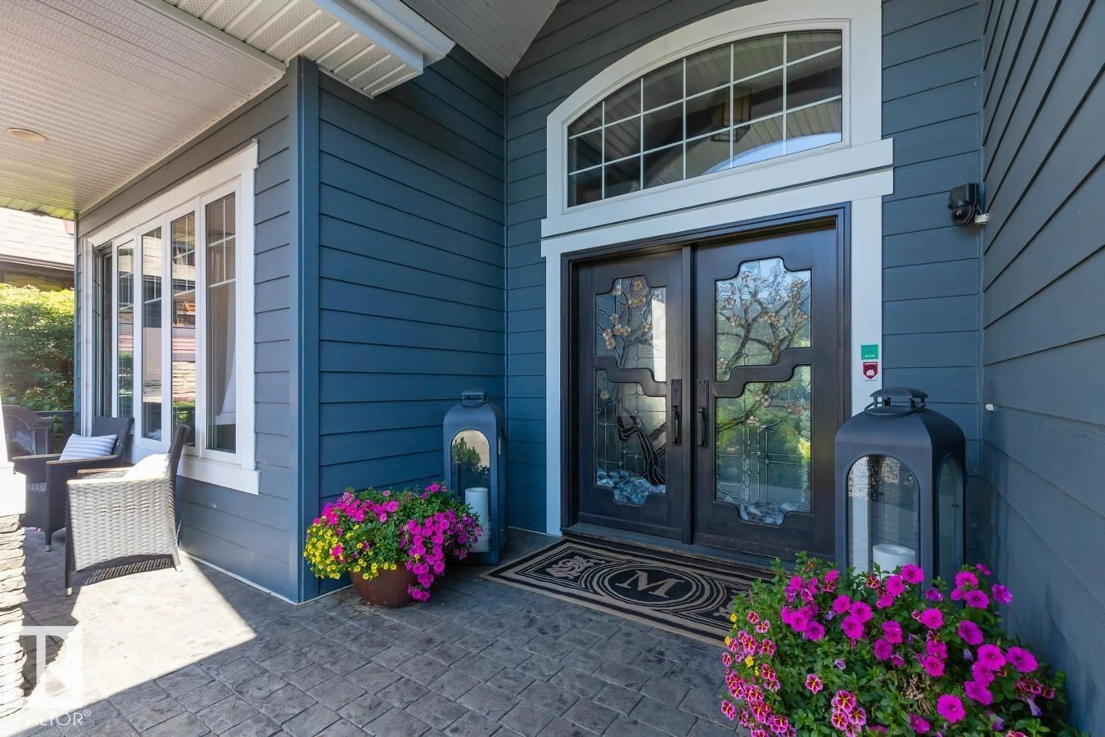 Indoor entryway for 4023 WHISPERING RIVER DR, Edmonton Alberta T6W0T5