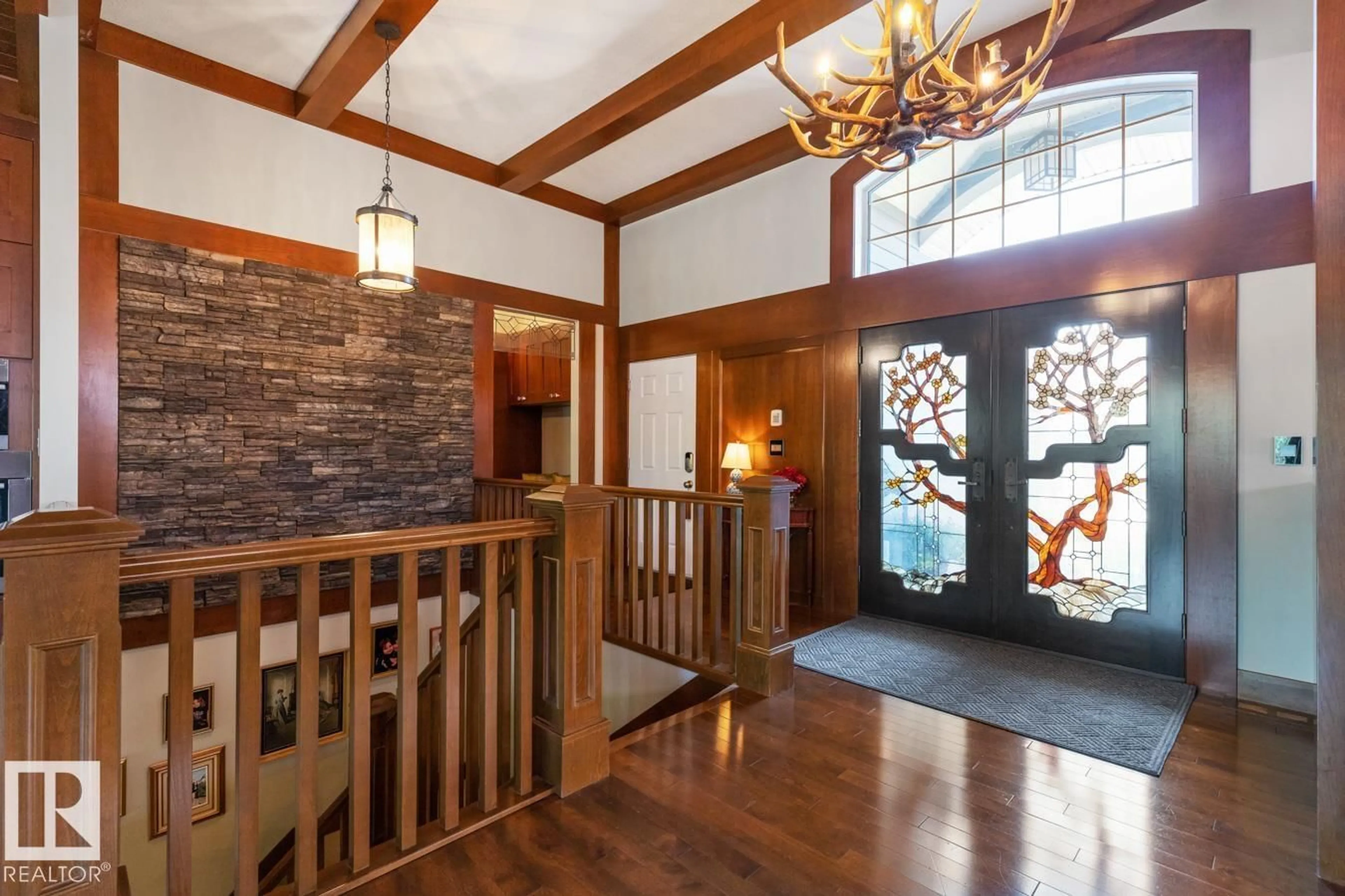 Indoor foyer for 4023 WHISPERING RIVER DR, Edmonton Alberta T6W0T5